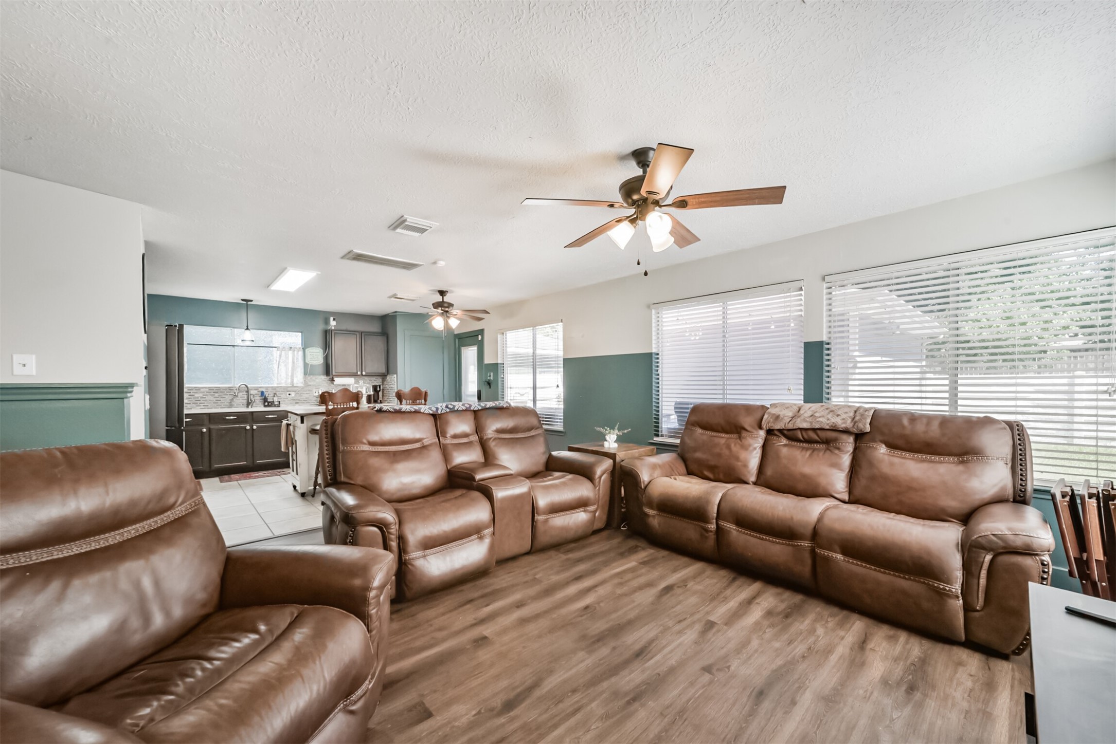 18622 Atasca Oaks Drive Property Photo 6