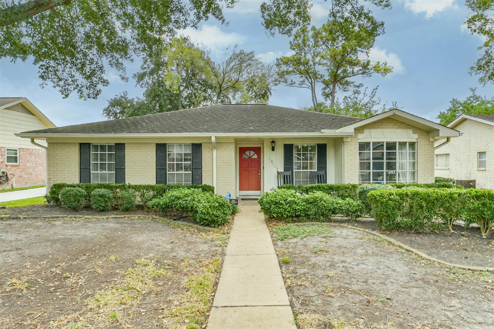 12703 Westleigh Drive, Houston TX 77077 Property Photo 1