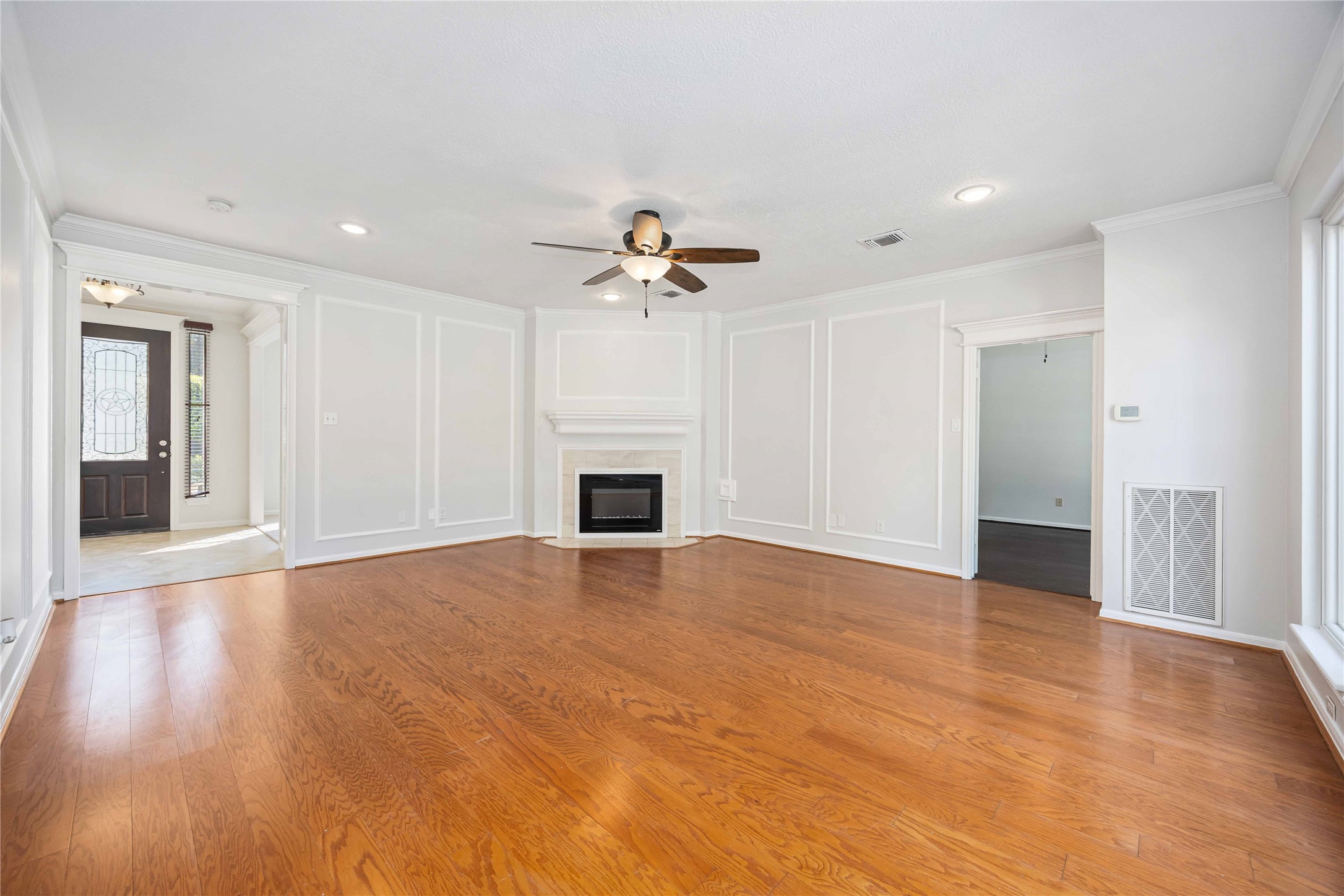 5211 Gladehill Drive Property Photo 12