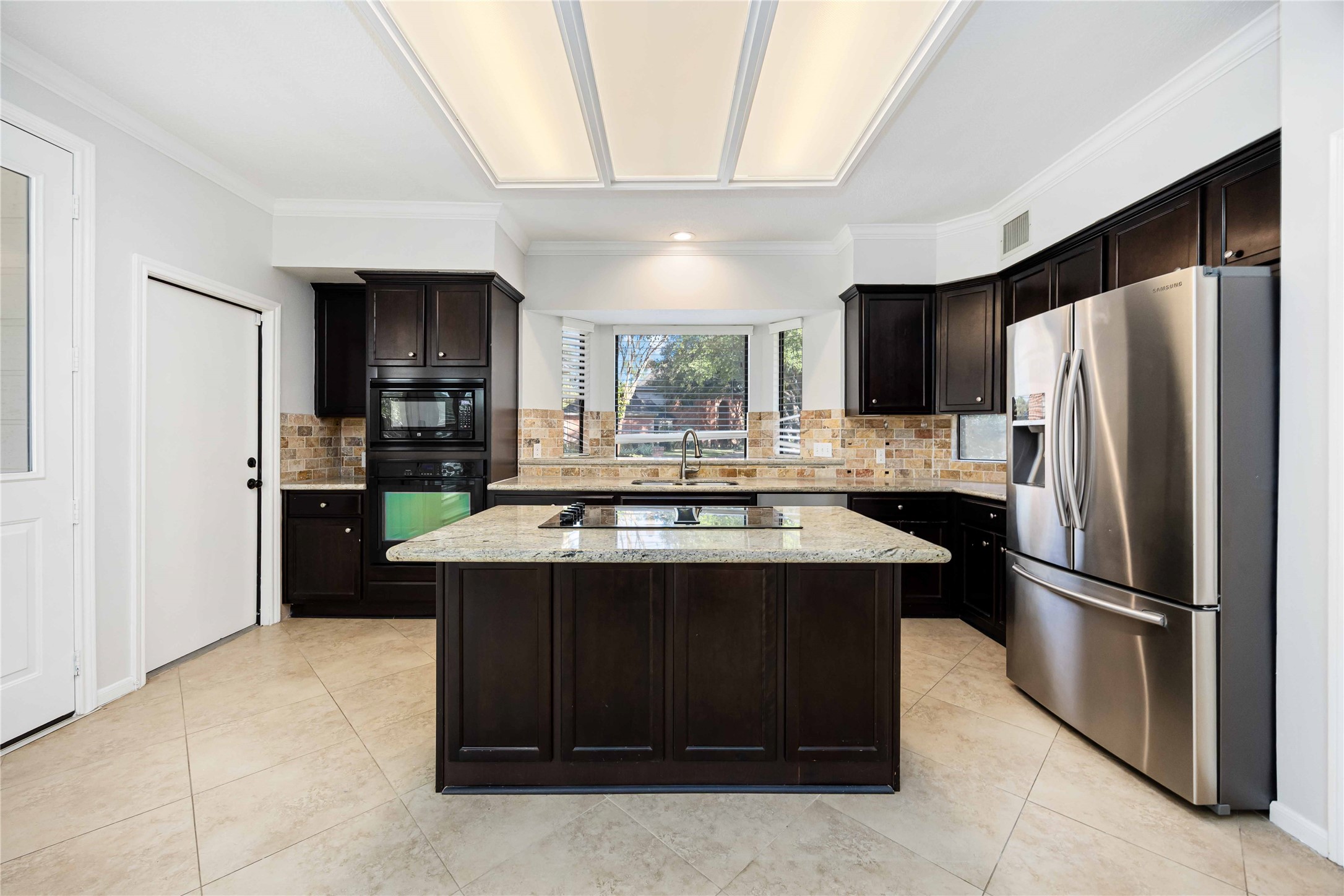 5211 Gladehill Drive Property Photo 15