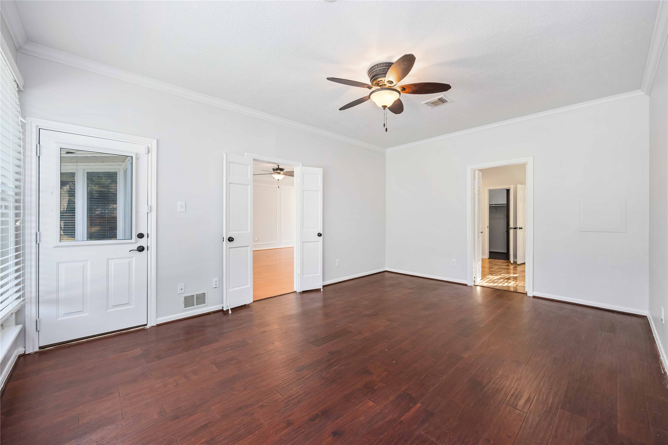 5211 Gladehill Drive Property Photo 20