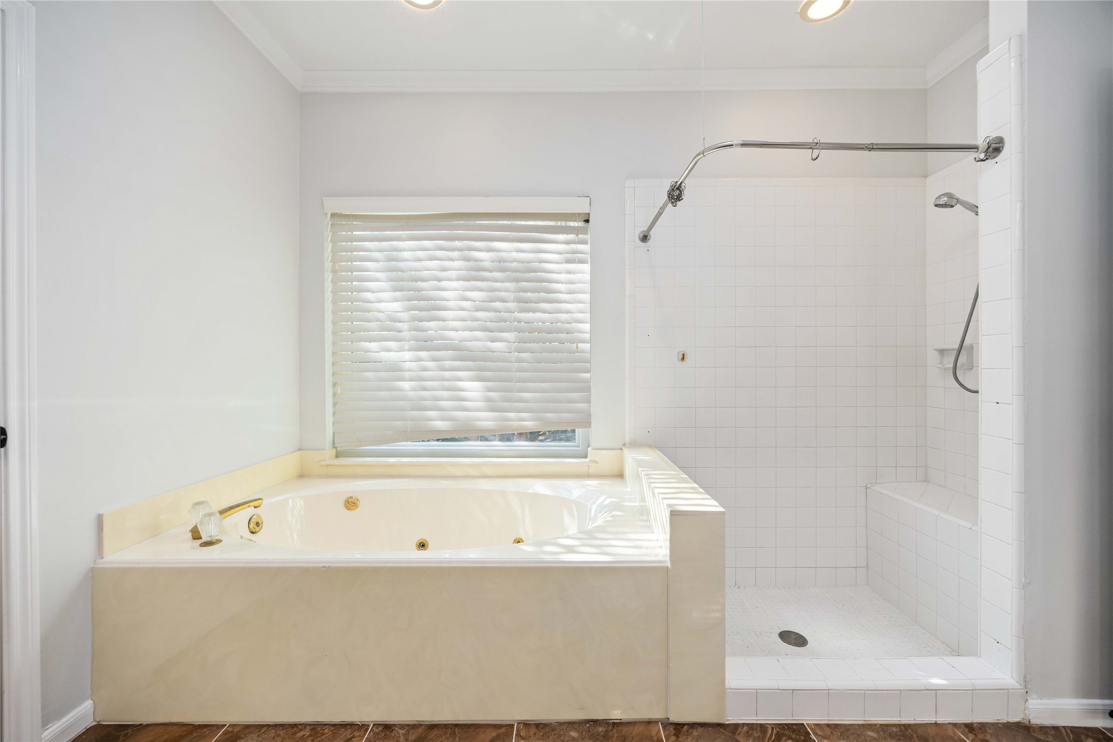 5211 Gladehill Drive Property Photo 22