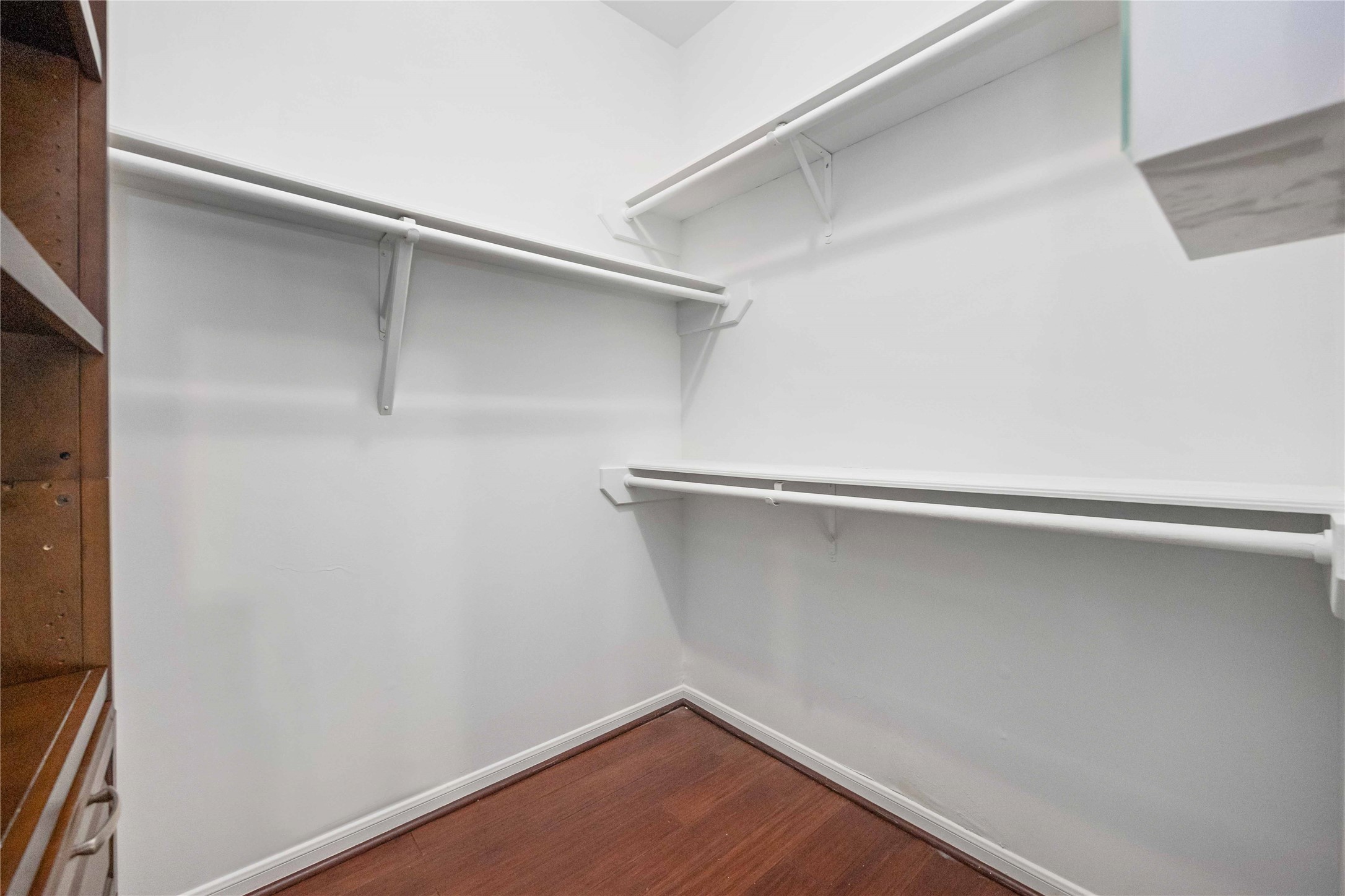 5211 Gladehill Drive Property Photo 25