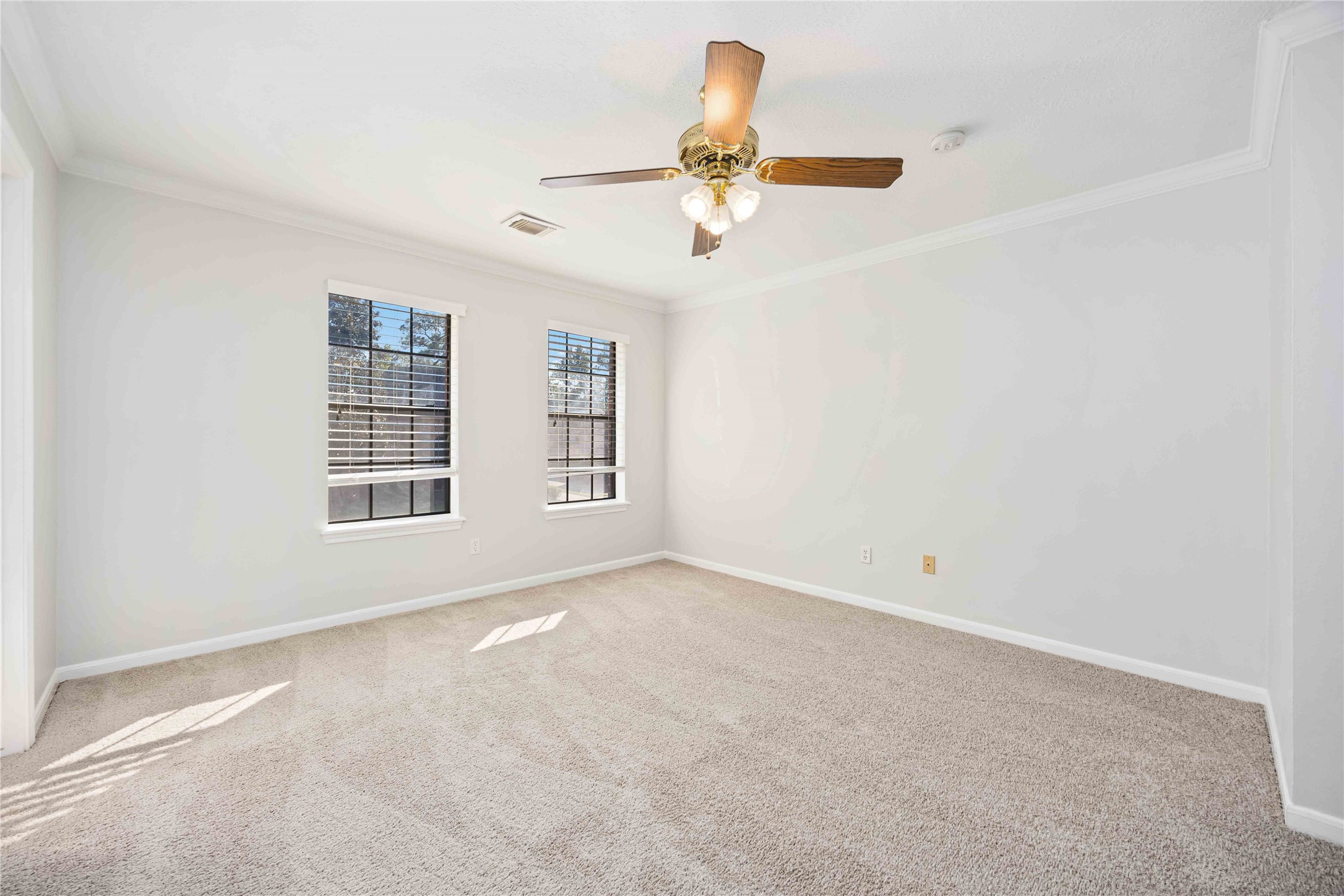 5211 Gladehill Drive Property Photo 33