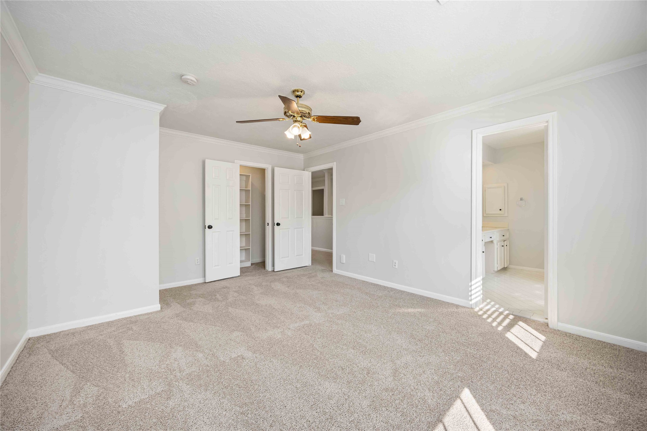 5211 Gladehill Drive Property Photo 34