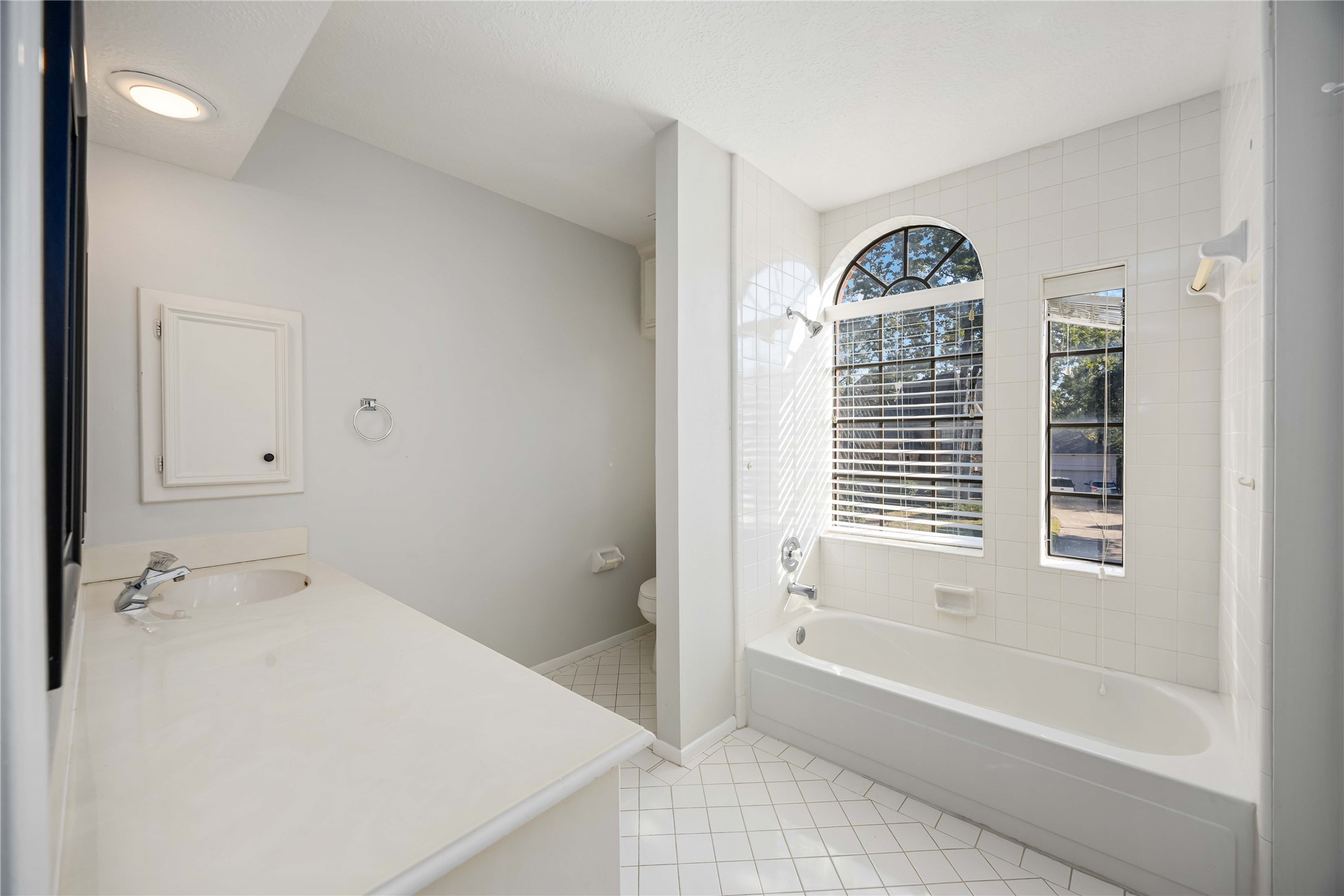 5211 Gladehill Drive Property Photo 38