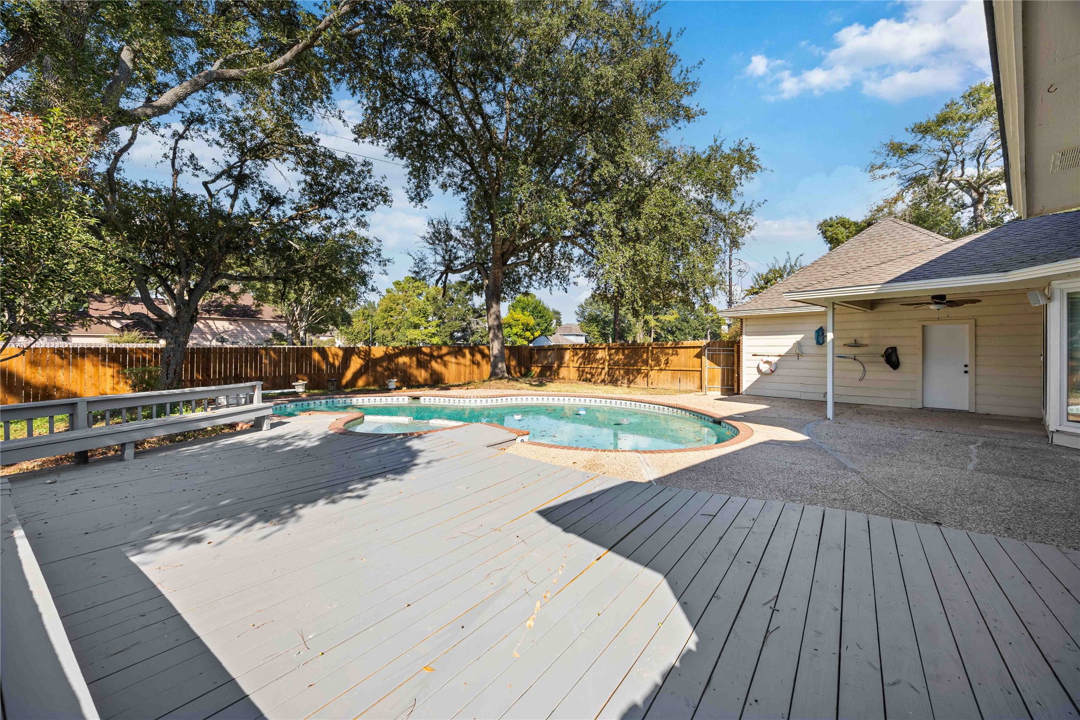 5211 Gladehill Drive Property Photo 45