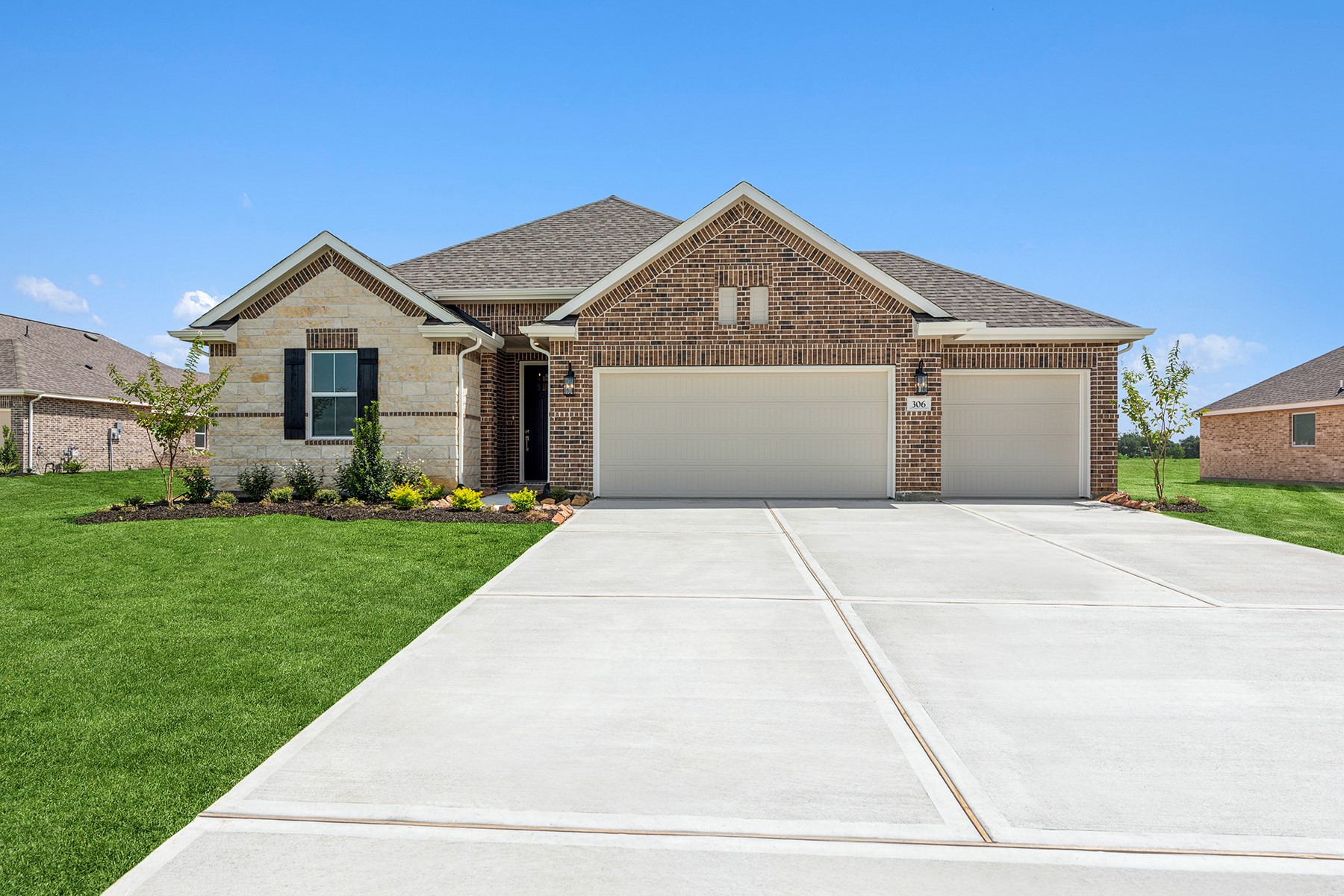 306 Boulden Court Property Photo 1