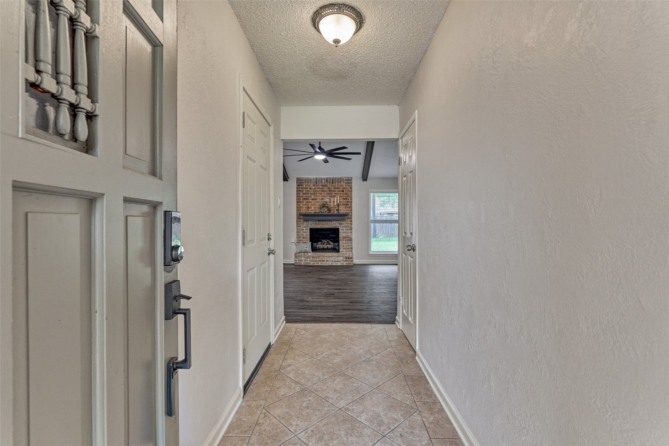 307 Robinwood Drive Property Photo 4