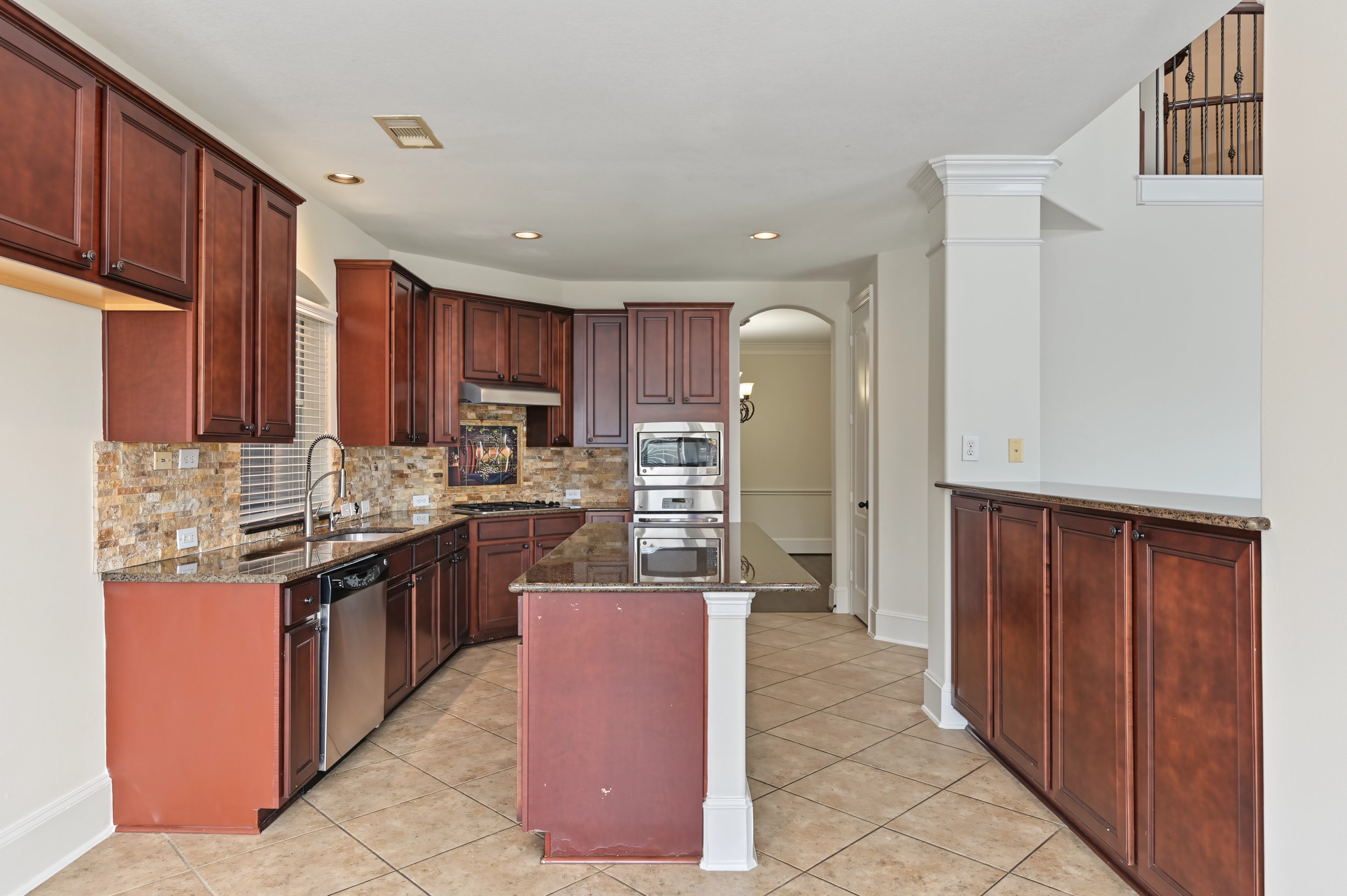 3314 Legends Mist Drive Property Photo 15