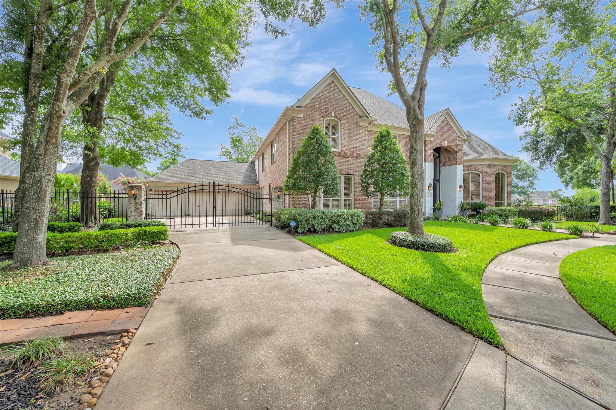 3719 Fall Grove Court Property Photo 10