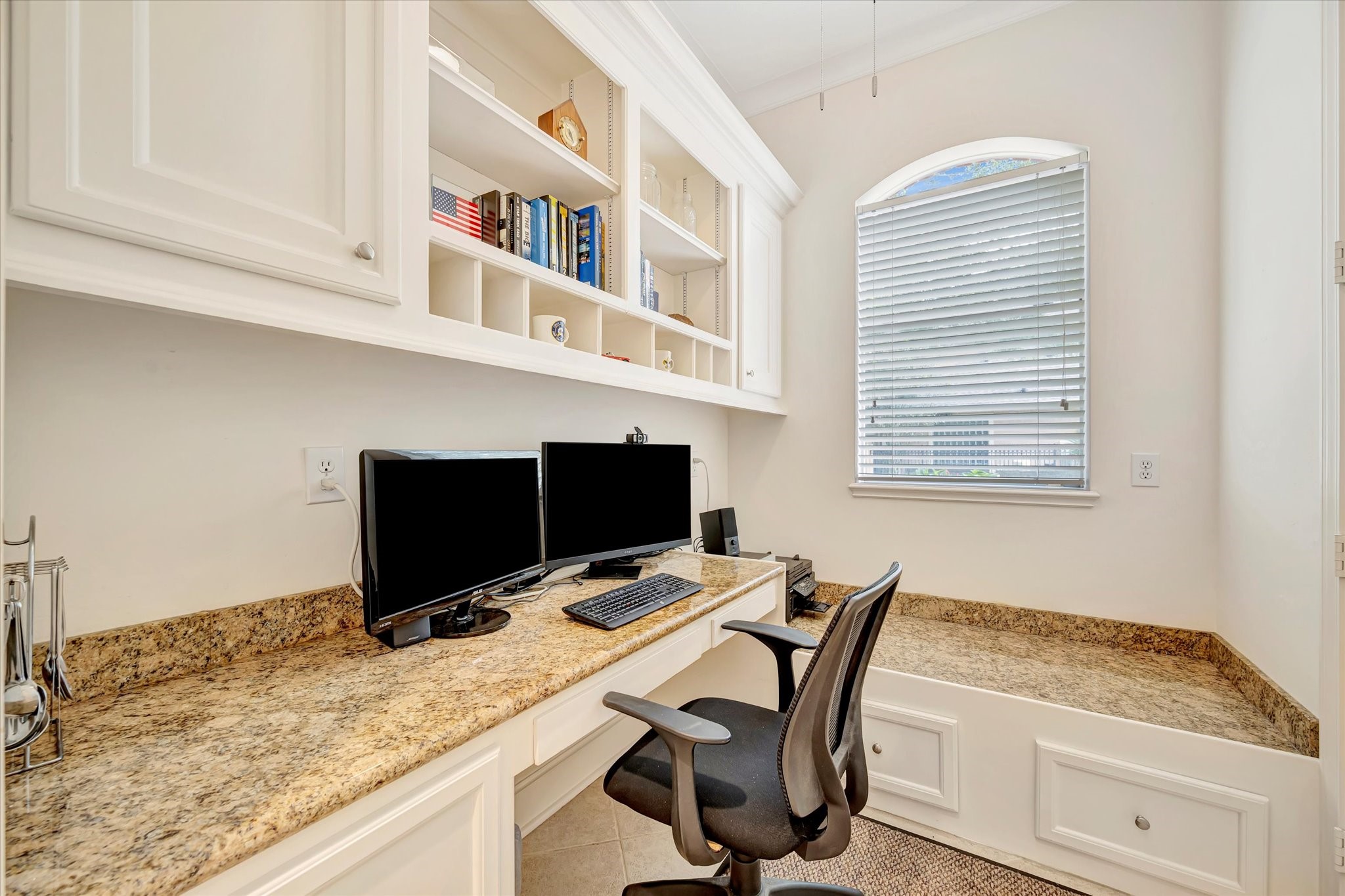 3719 Fall Grove Court Property Photo 30