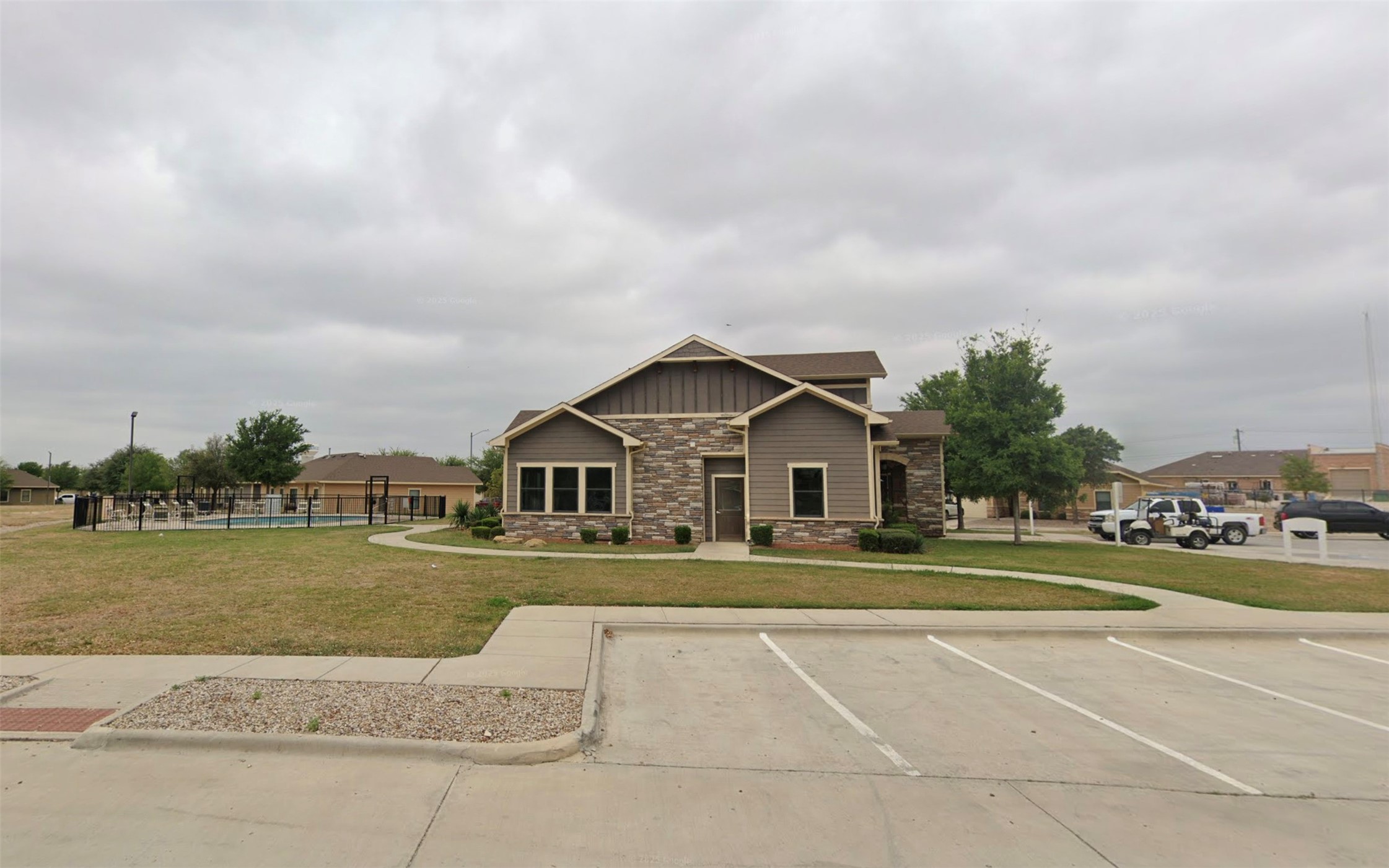 2640 Chapote Loop Property Photo 6