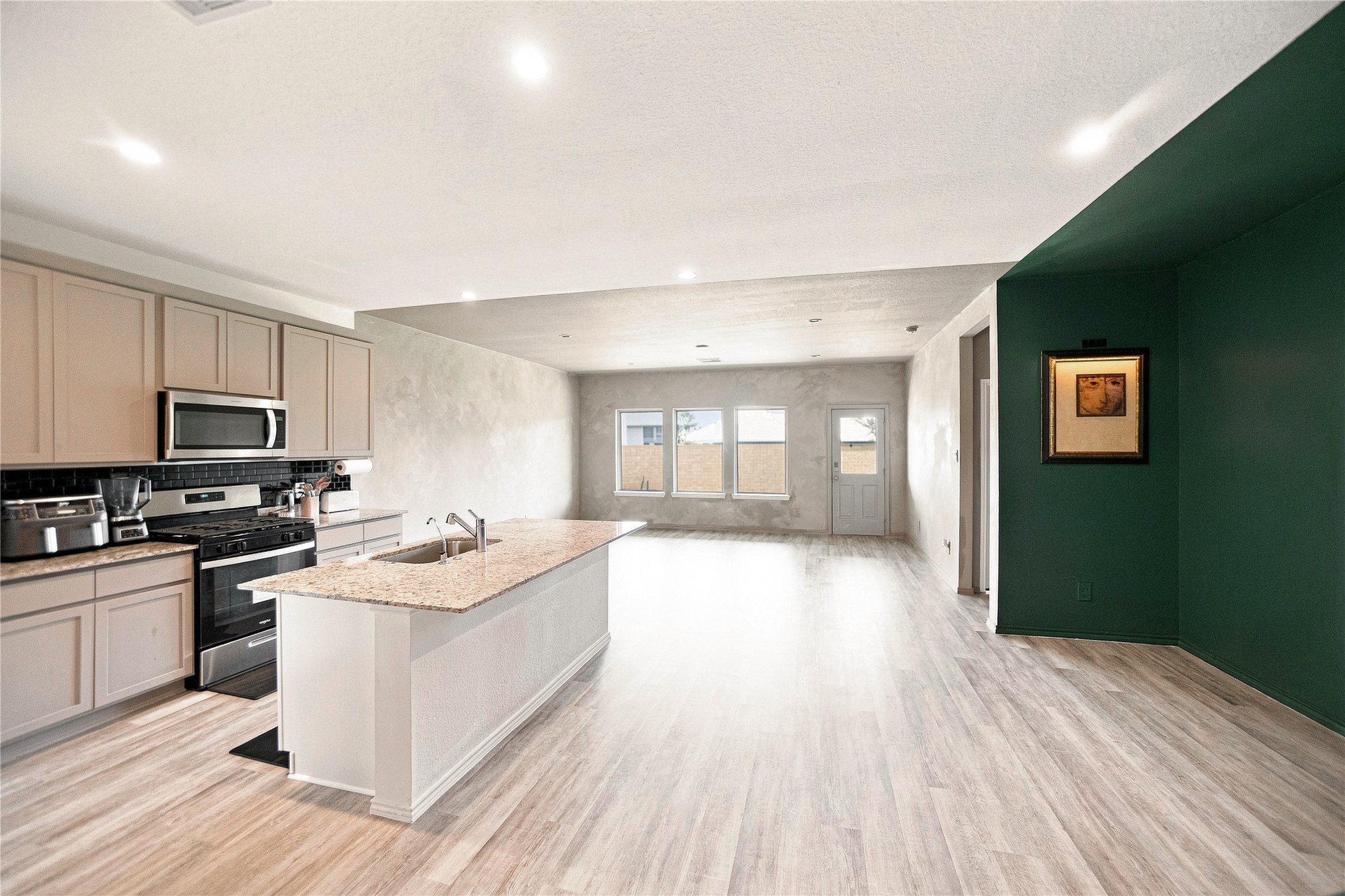 30931 Brightwell Bend Property Photo 4
