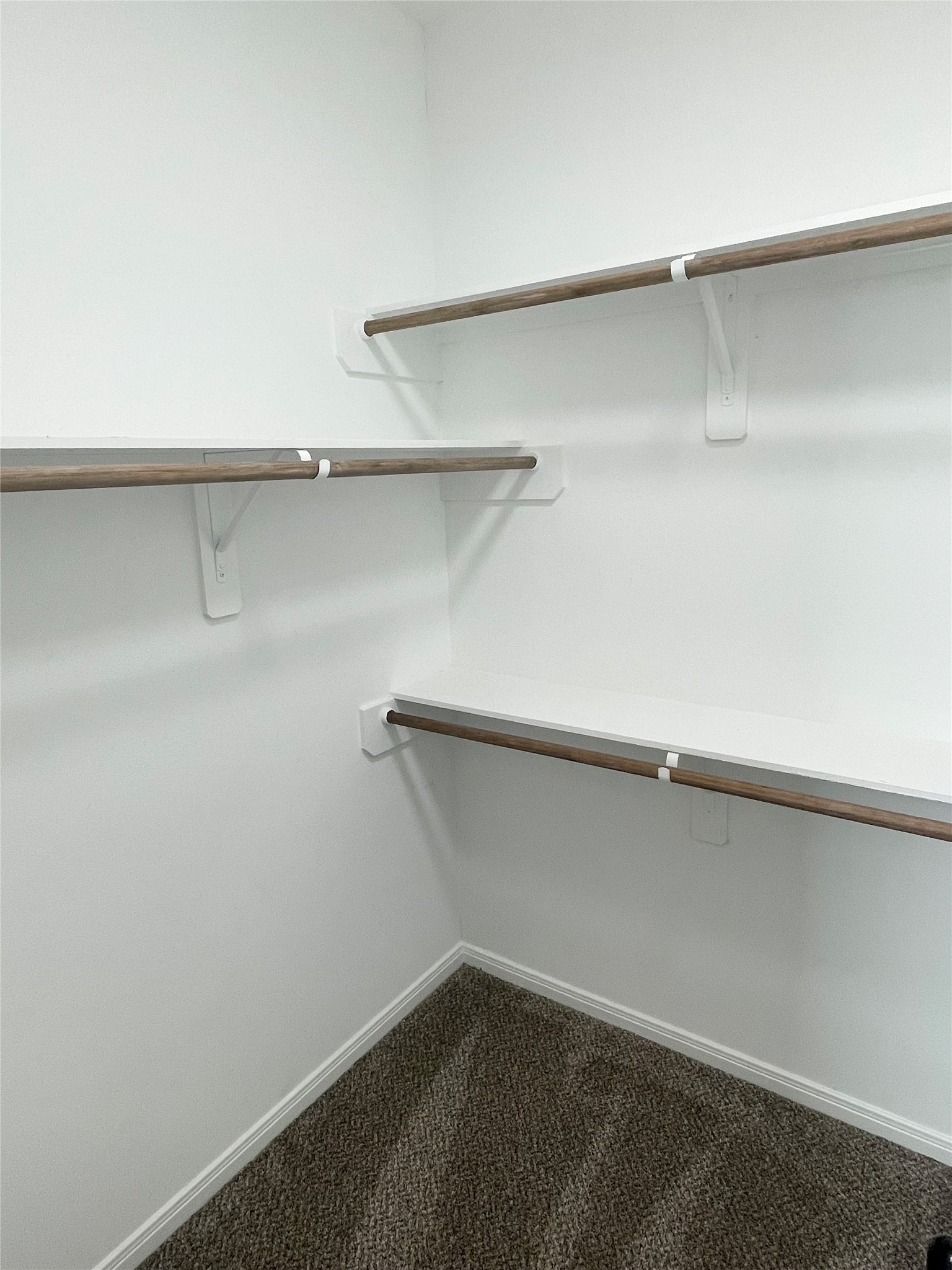 802 W Loop Property Photo 11