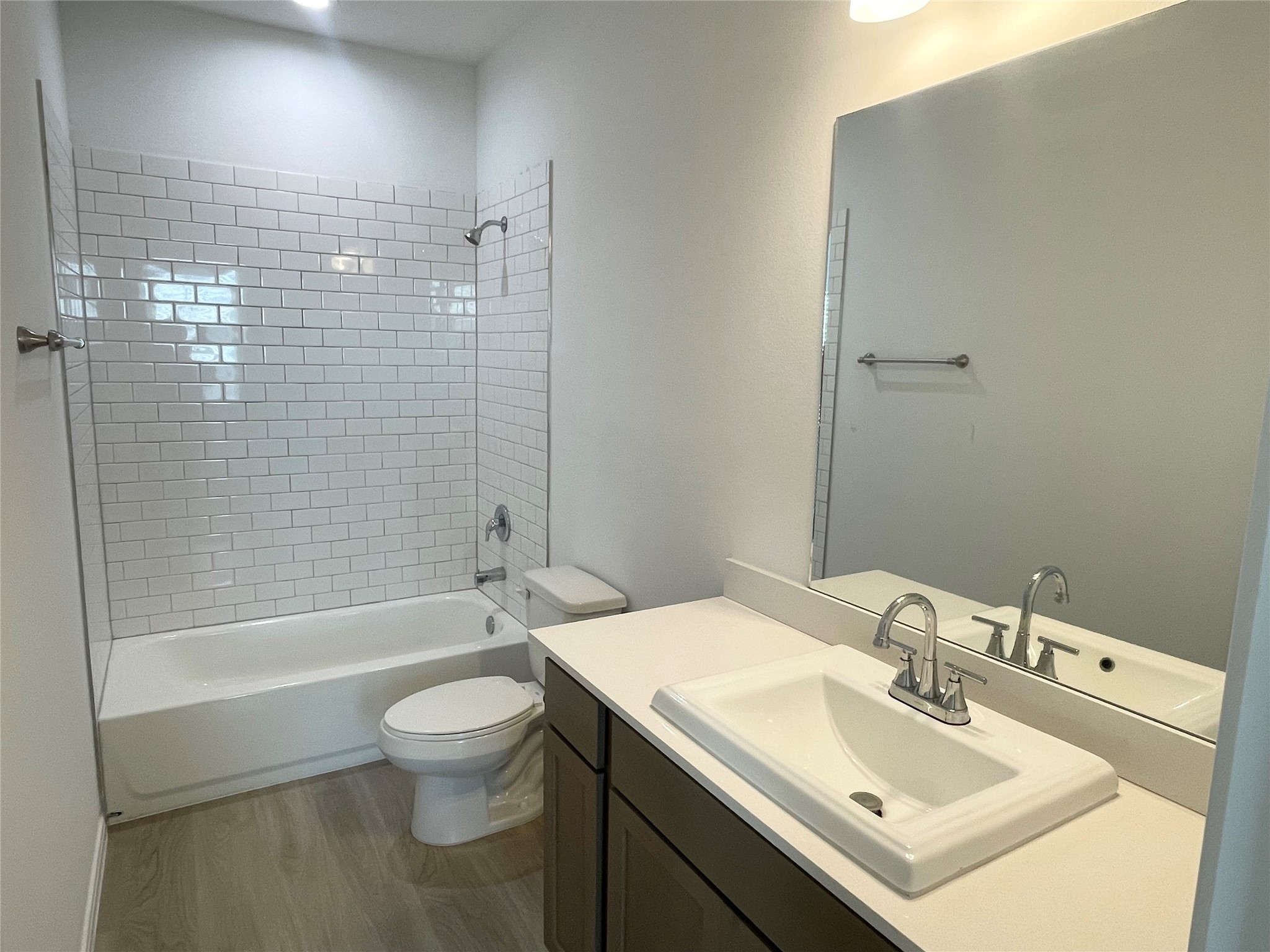 802 W Loop Property Photo 15
