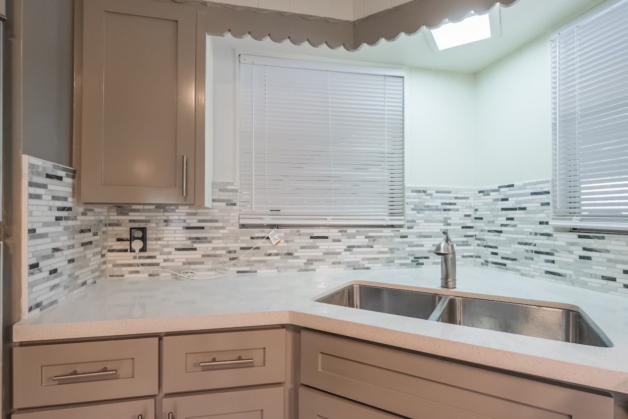 3523 Glen Haven Boulevard Property Photo 7