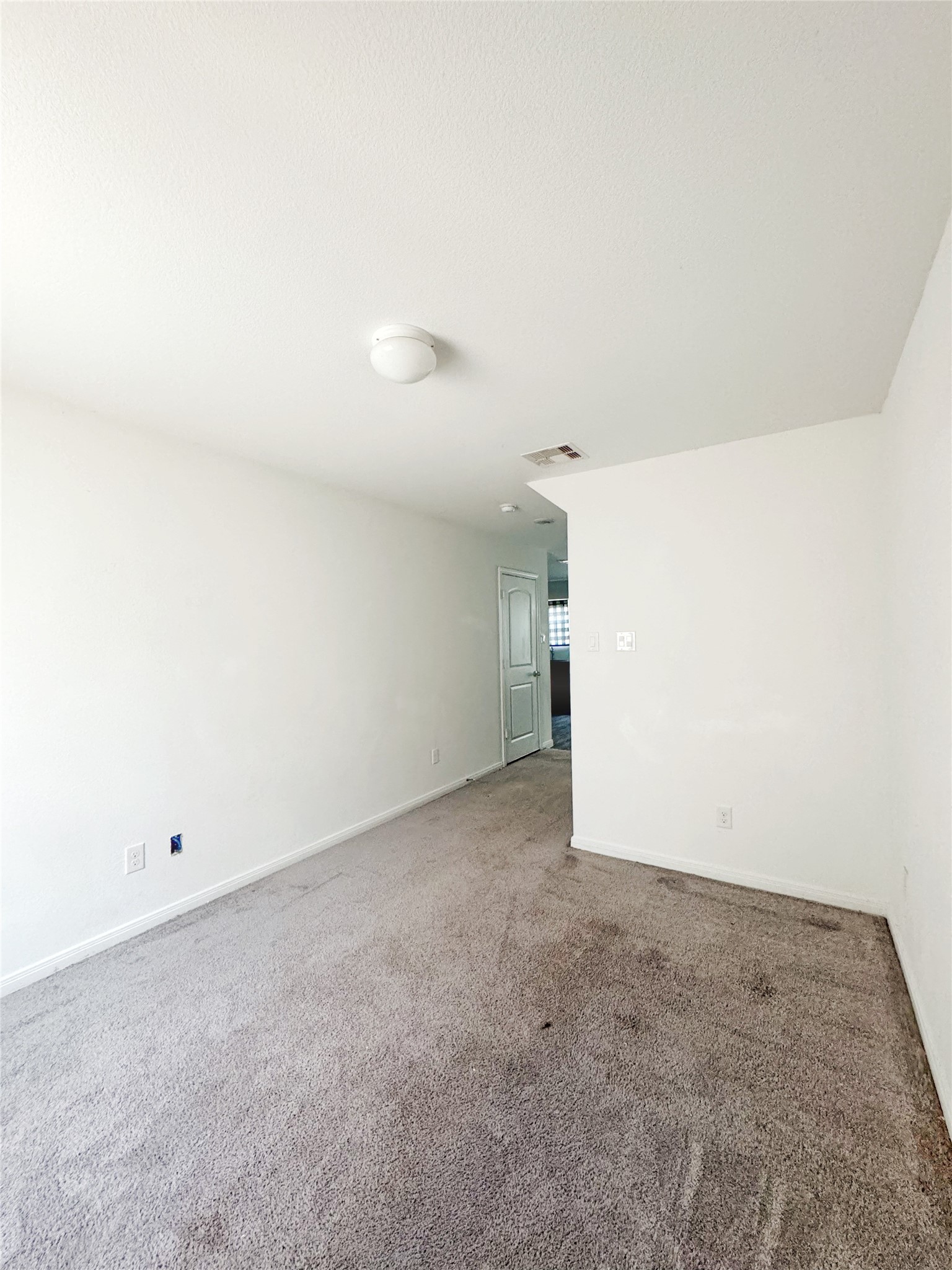 245 Water Oak Property Photo 3