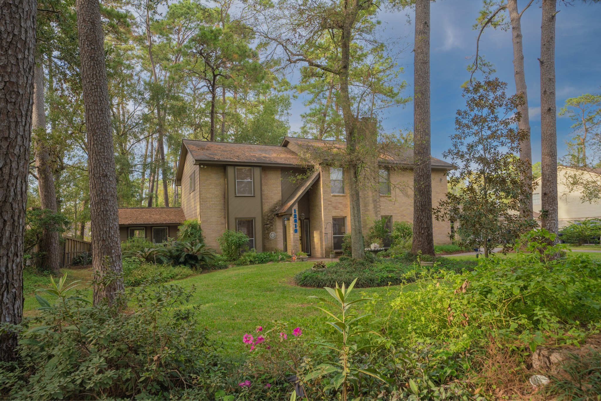 12919 King Circle Property Photo 4