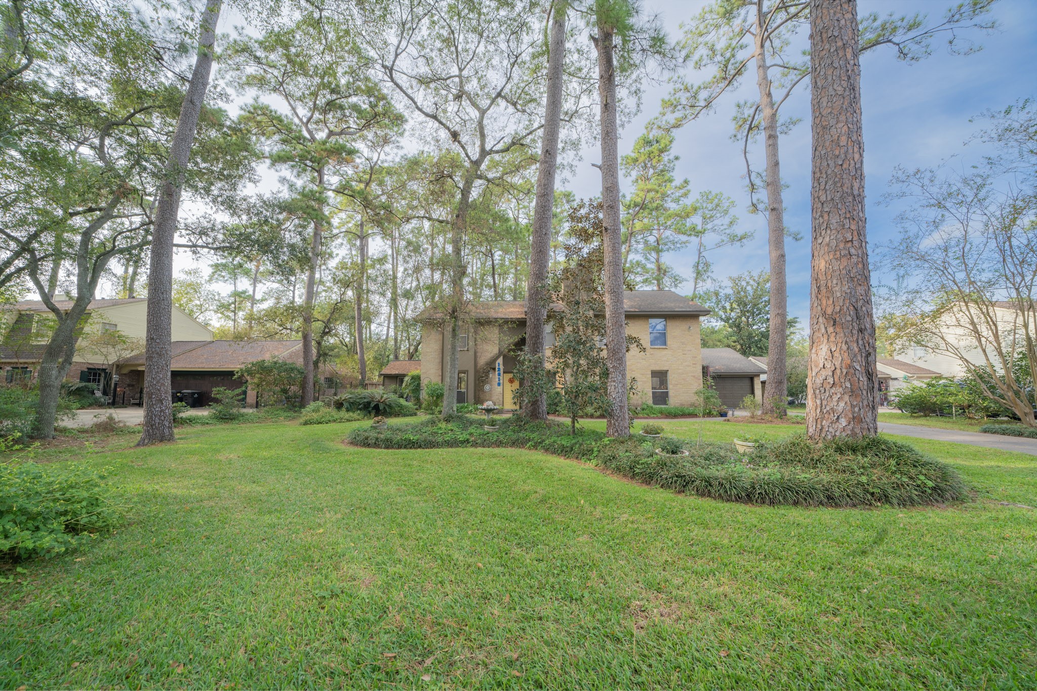 12919 King Circle Property Photo 6