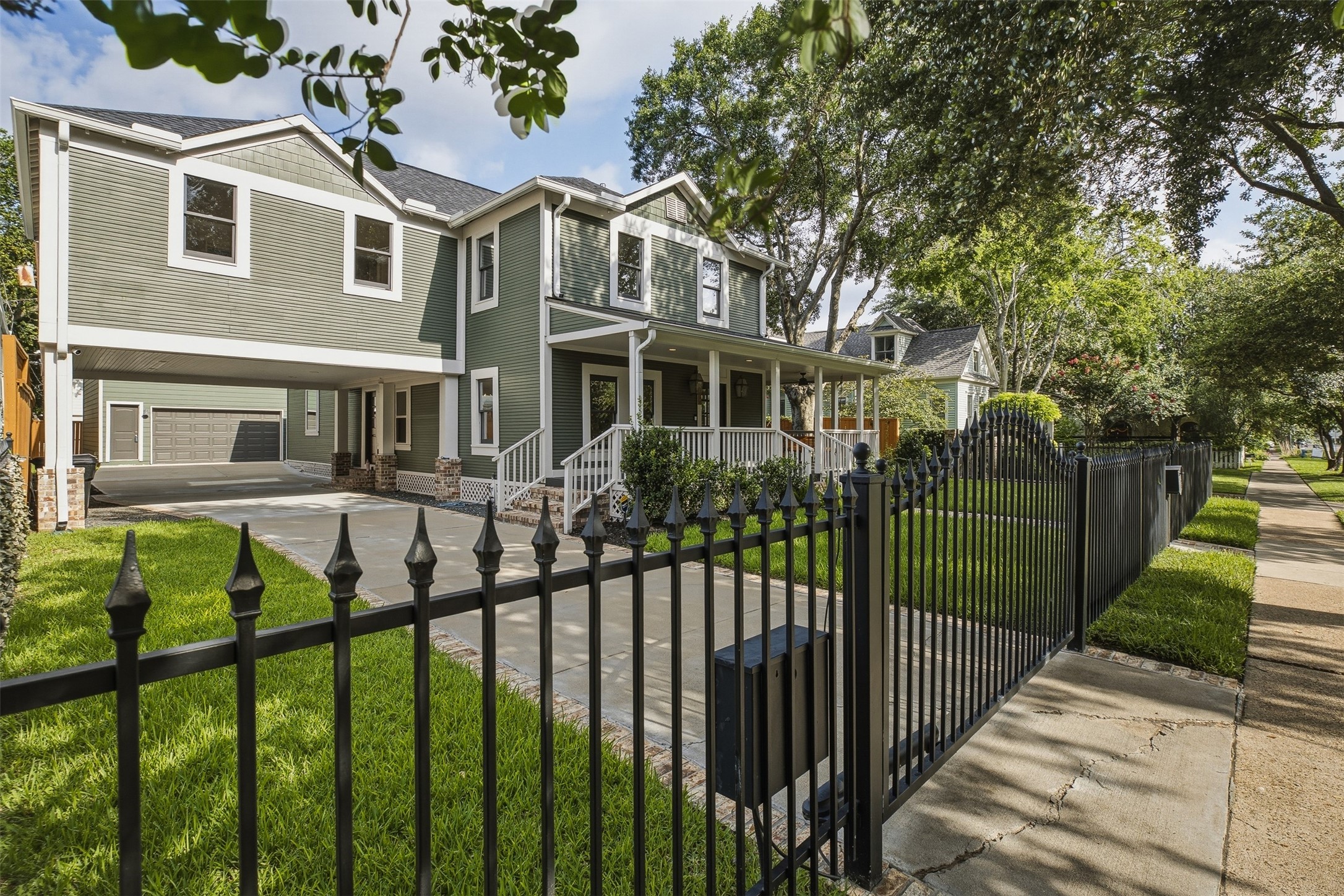 1535 Rutland Street Property Photo 1
