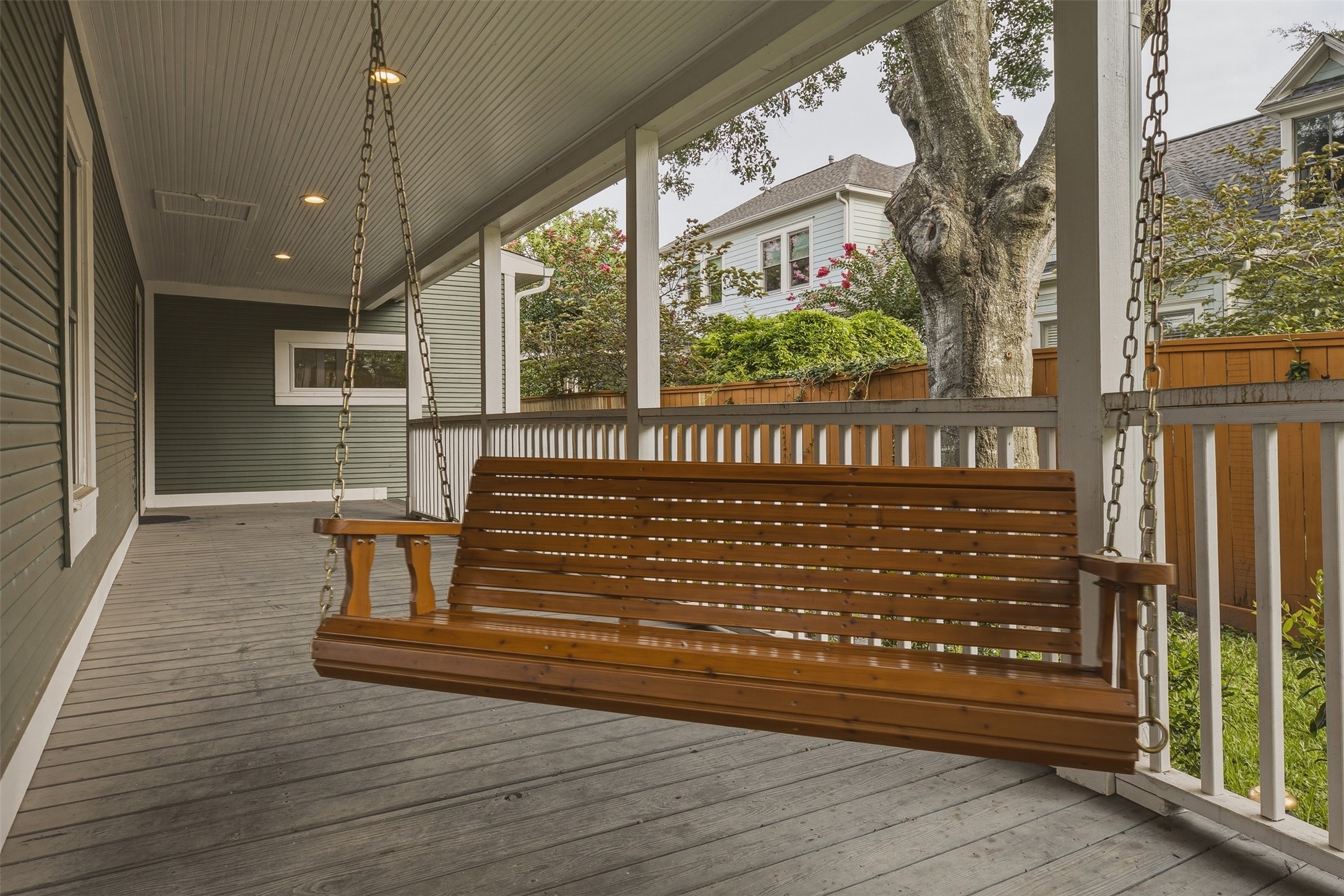 1535 Rutland Street Property Photo 7