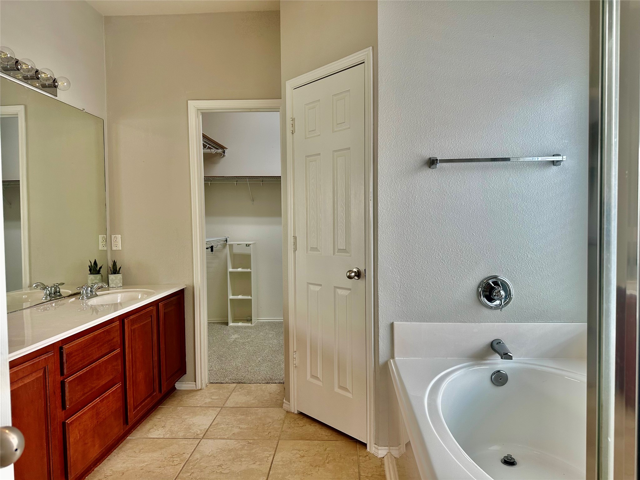30318 Mesa Valley Drive Property Photo 12