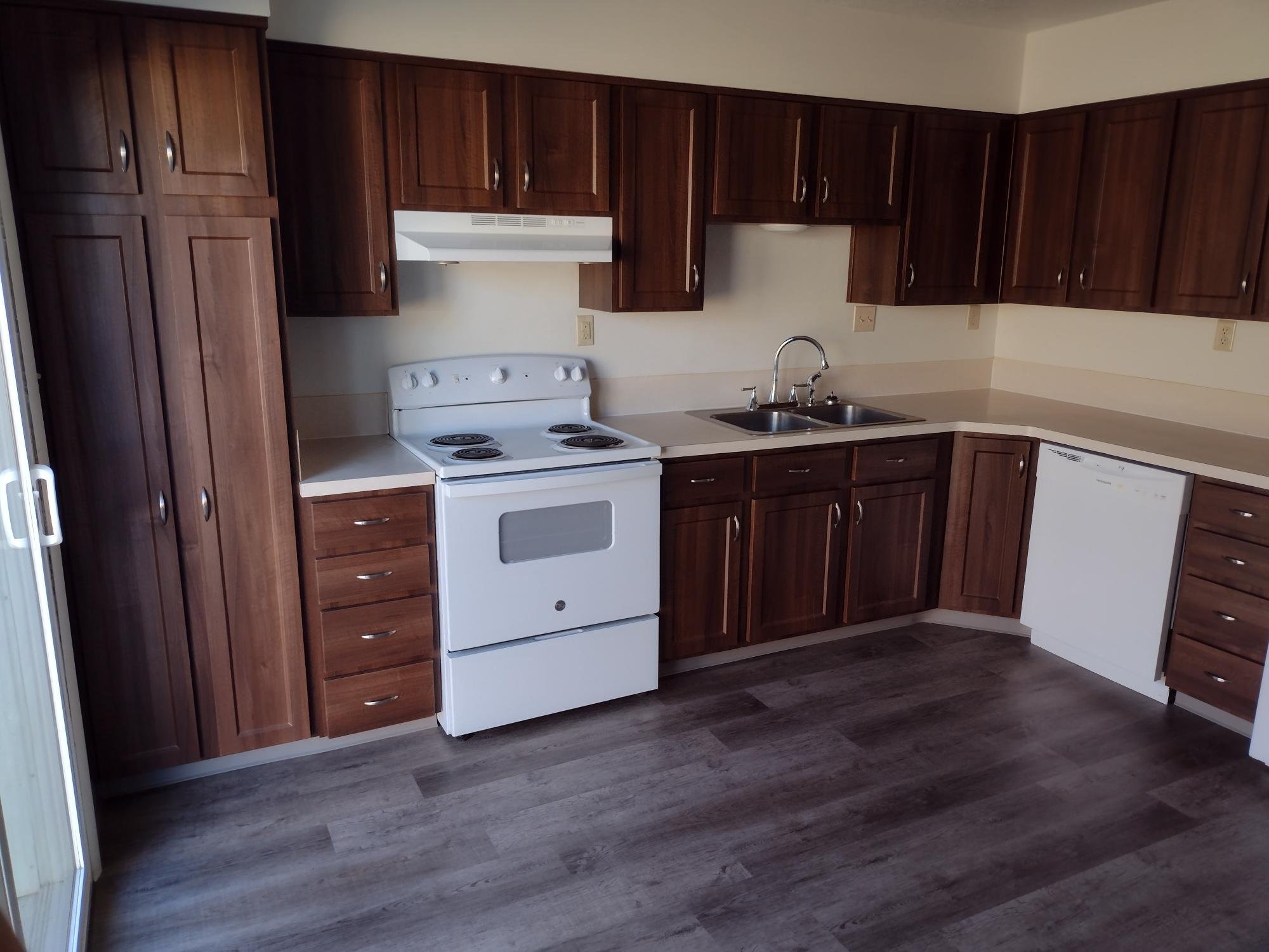 871 First St Property Photo 6