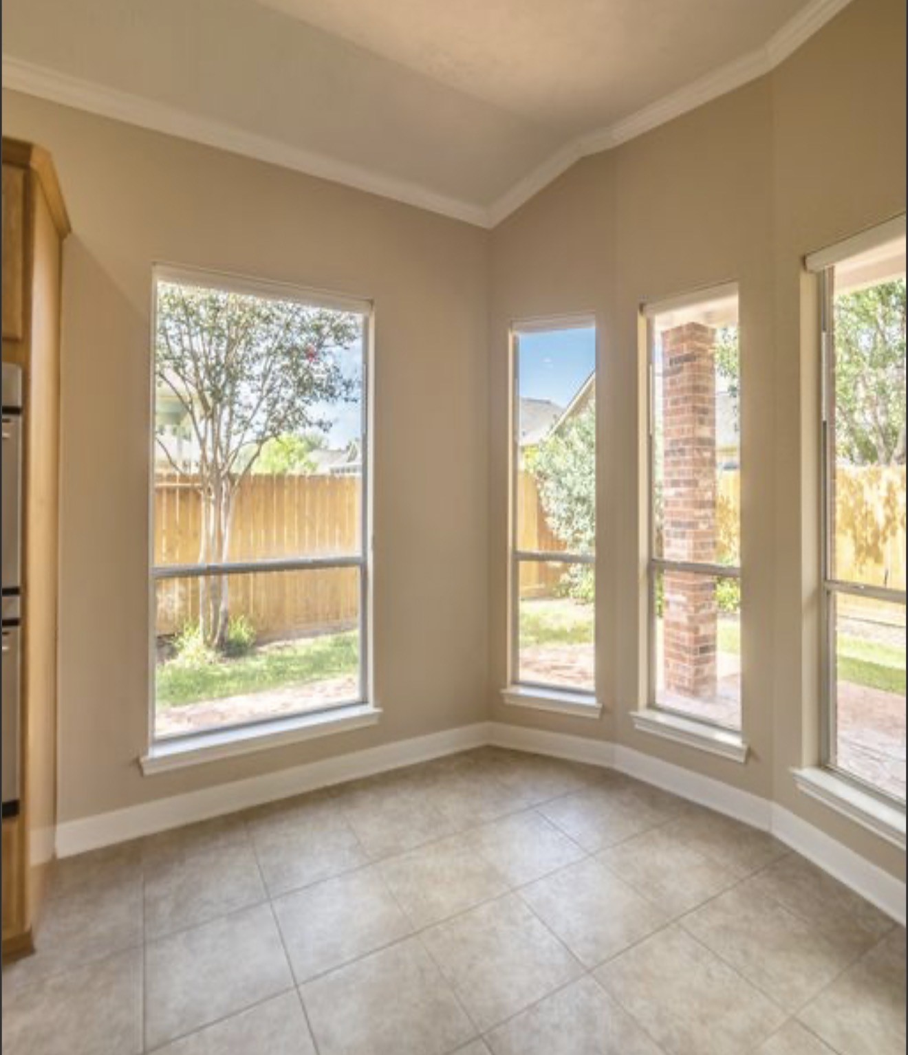 5019 Shining Creek Ct Property Photo 13