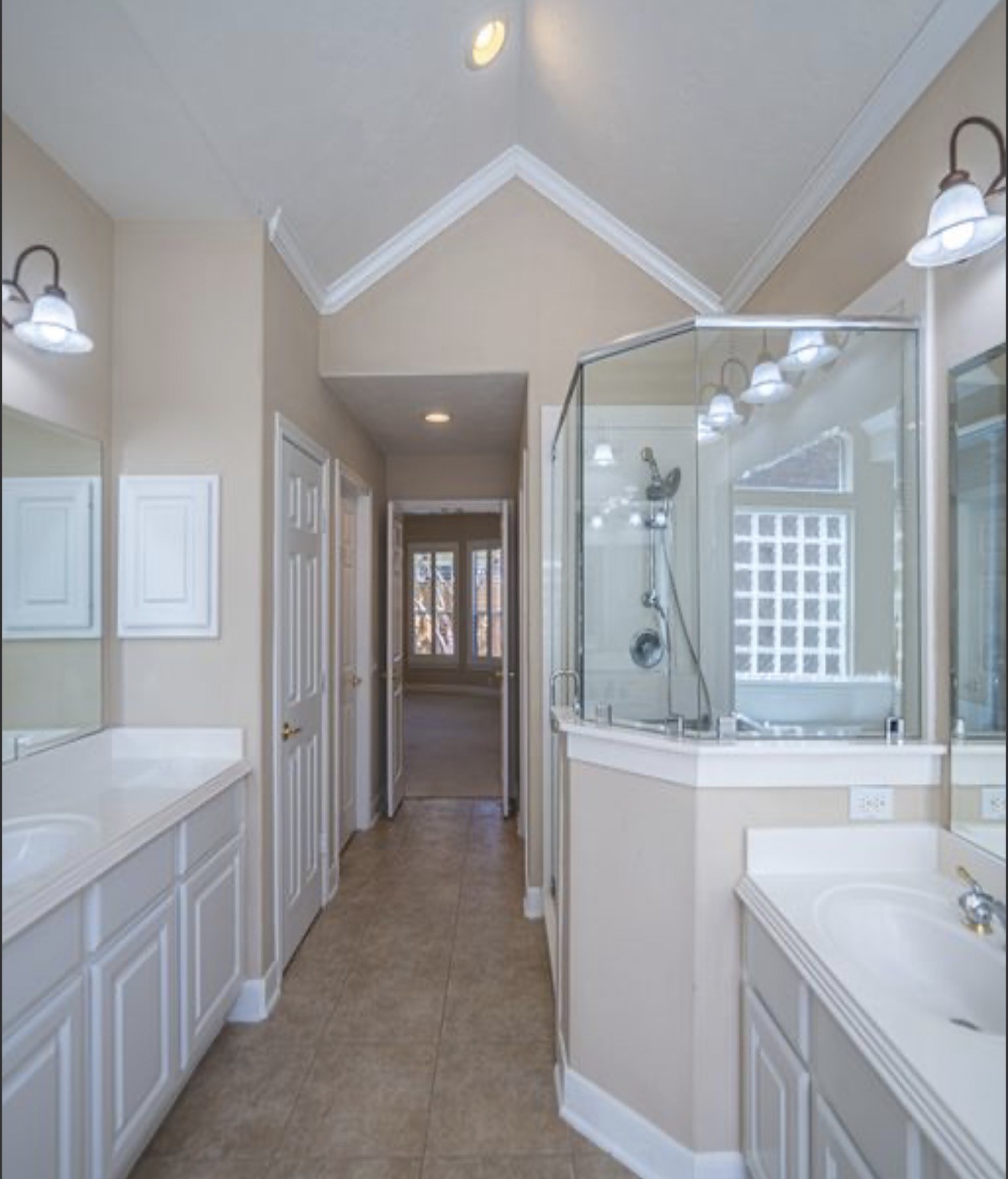 5019 Shining Creek Ct Property Photo 23