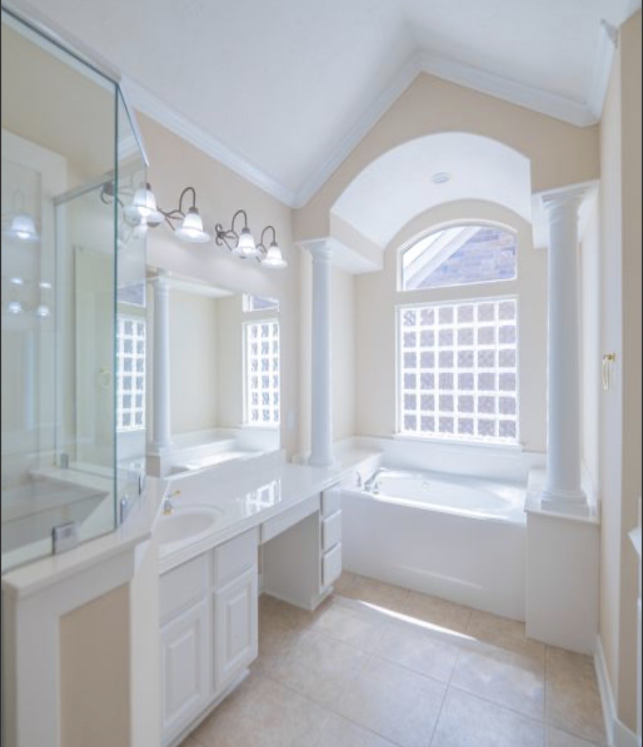 5019 Shining Creek Ct Property Photo 24