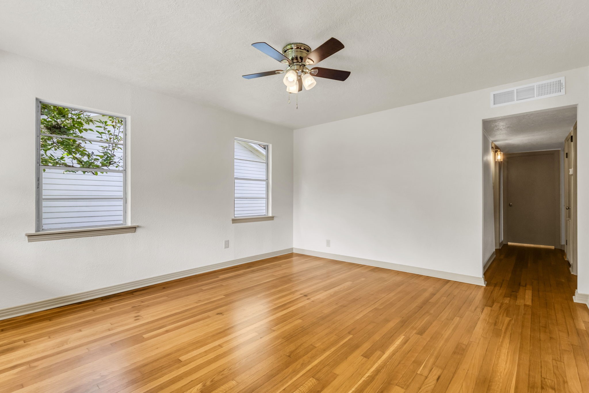 695 Callaway Drive Property Photo 10