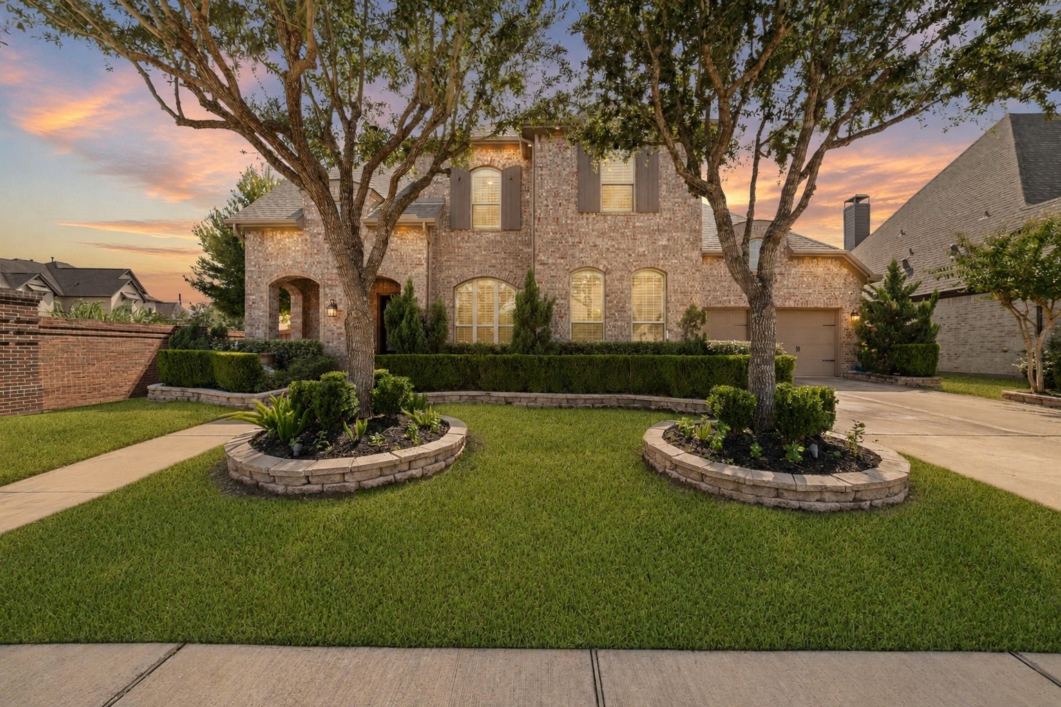 11846 Cardow Drive Property Photo