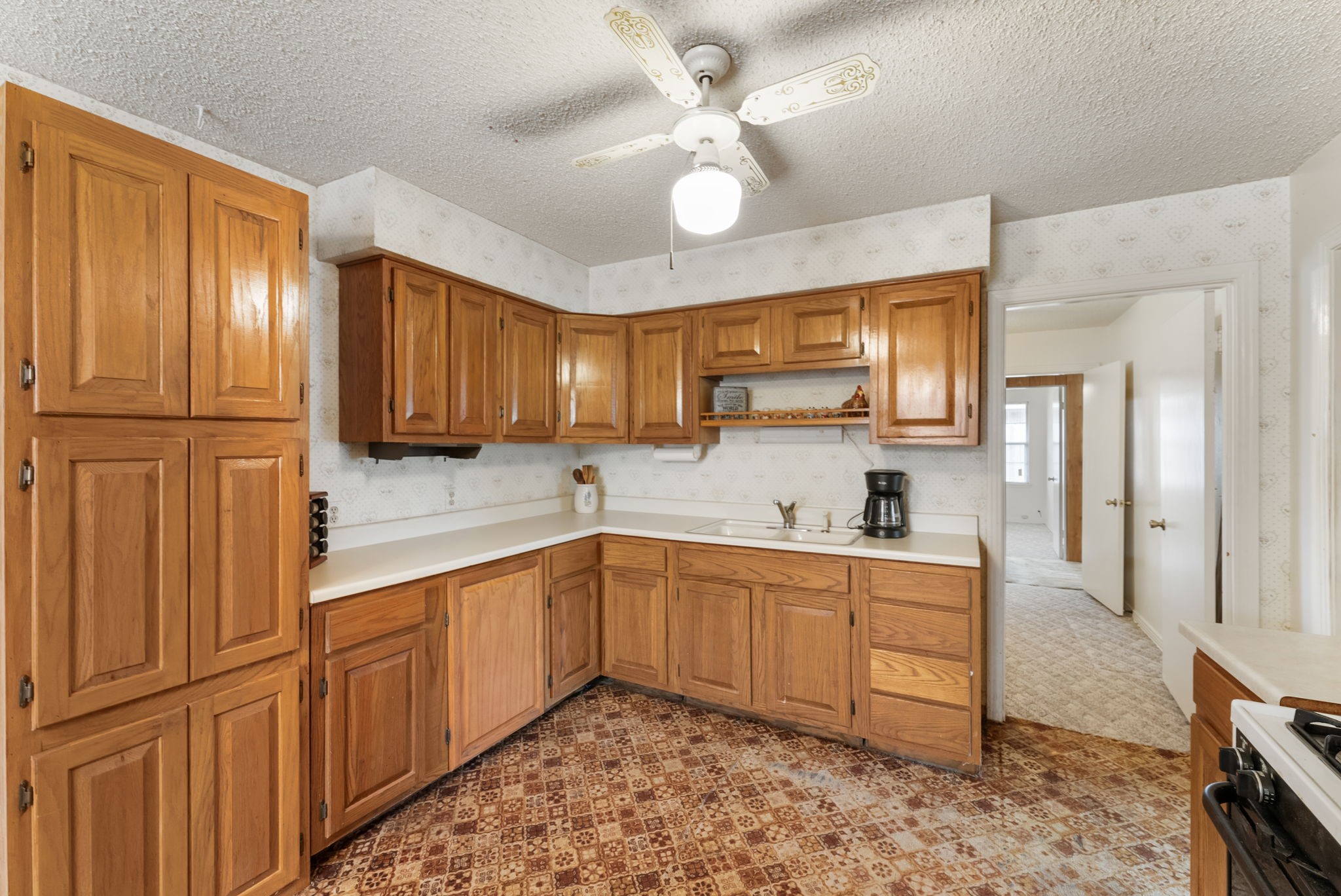 2022 Wakefield Drive Property Photo 6