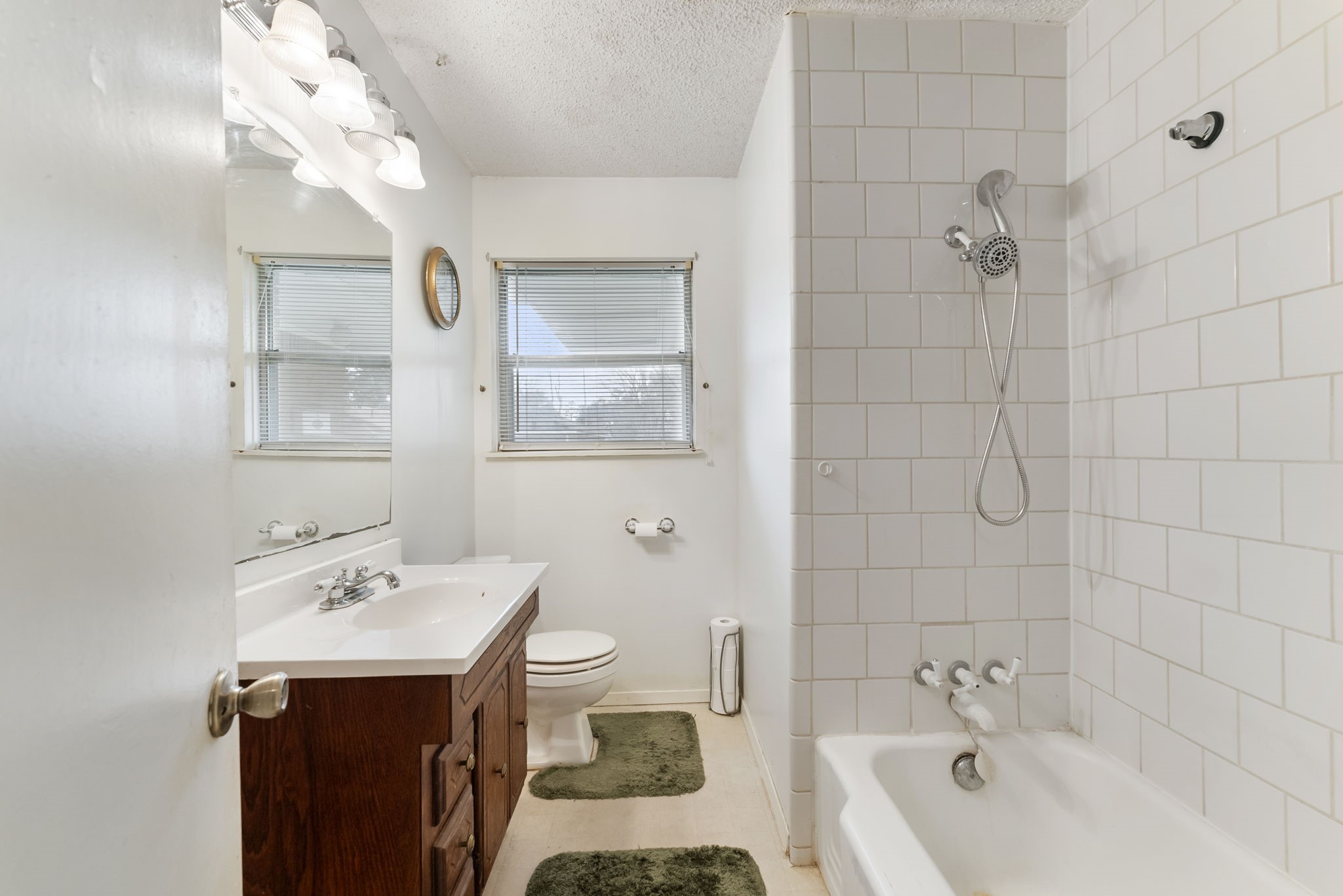 2022 Wakefield Drive Property Photo 7