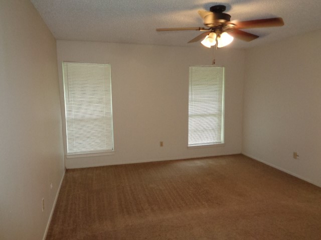 9530 Magnolia Ridge Drive Property Photo 7