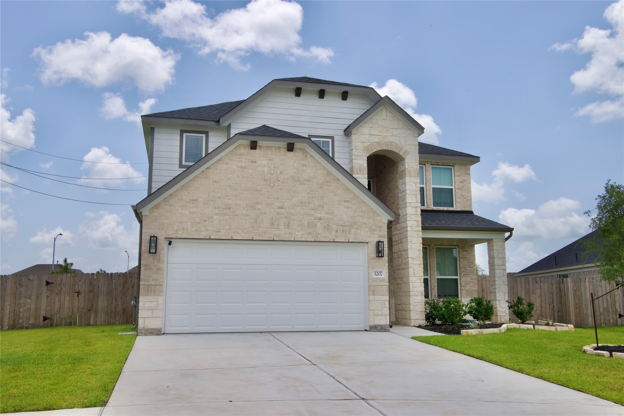 3207 Tilley Drive Property Photo 4