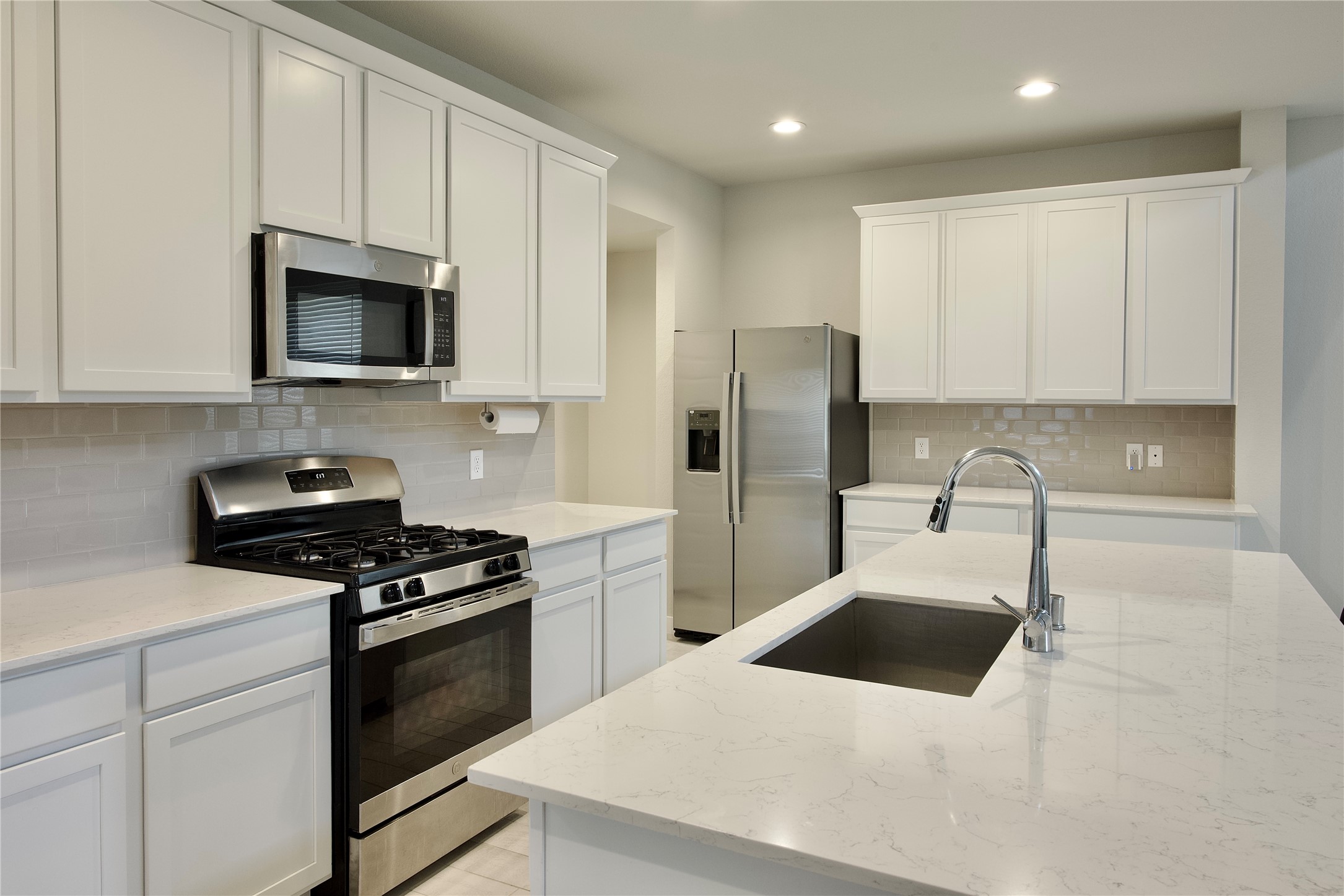 3207 Tilley Drive Property Photo 10