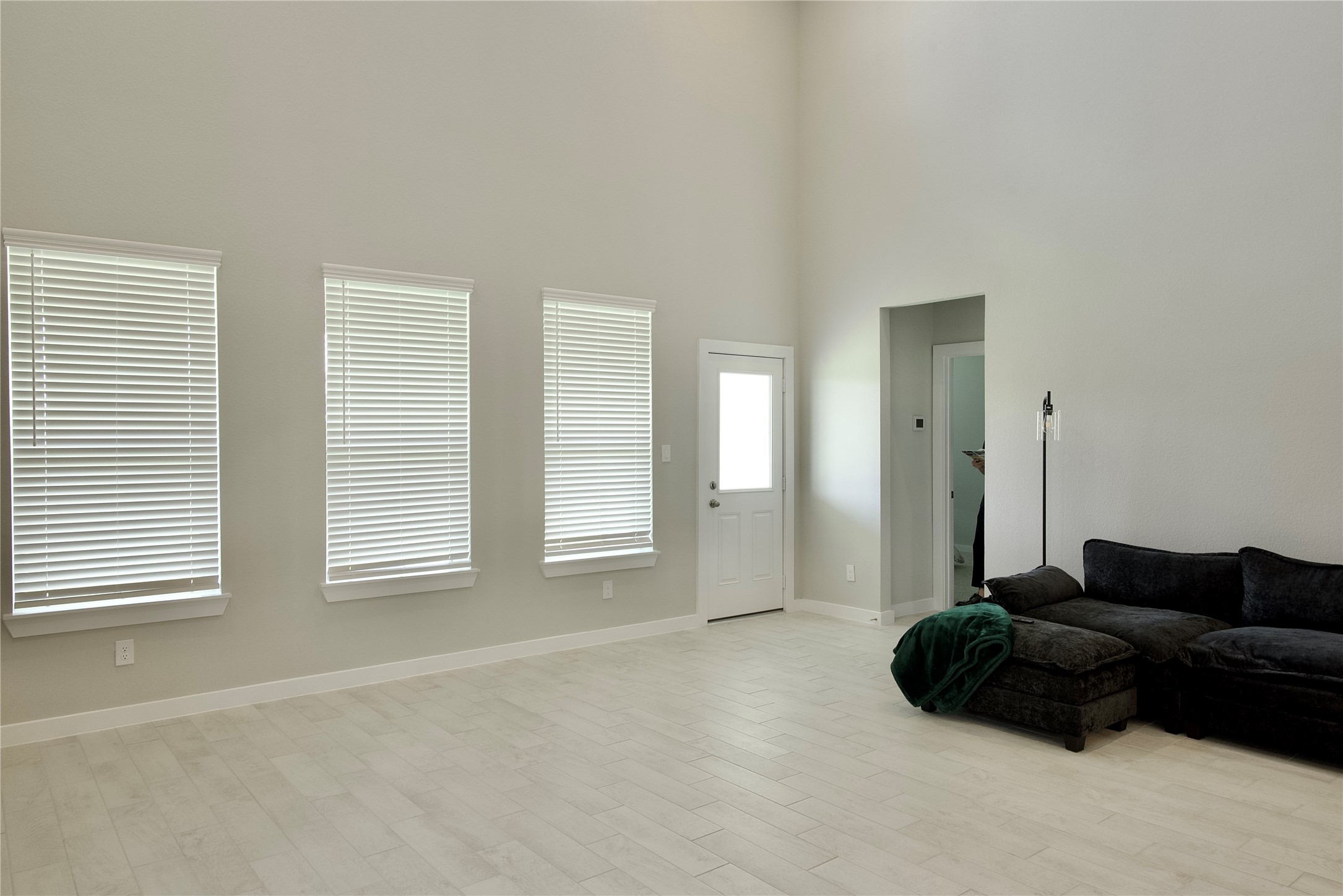 3207 Tilley Drive Property Photo 17