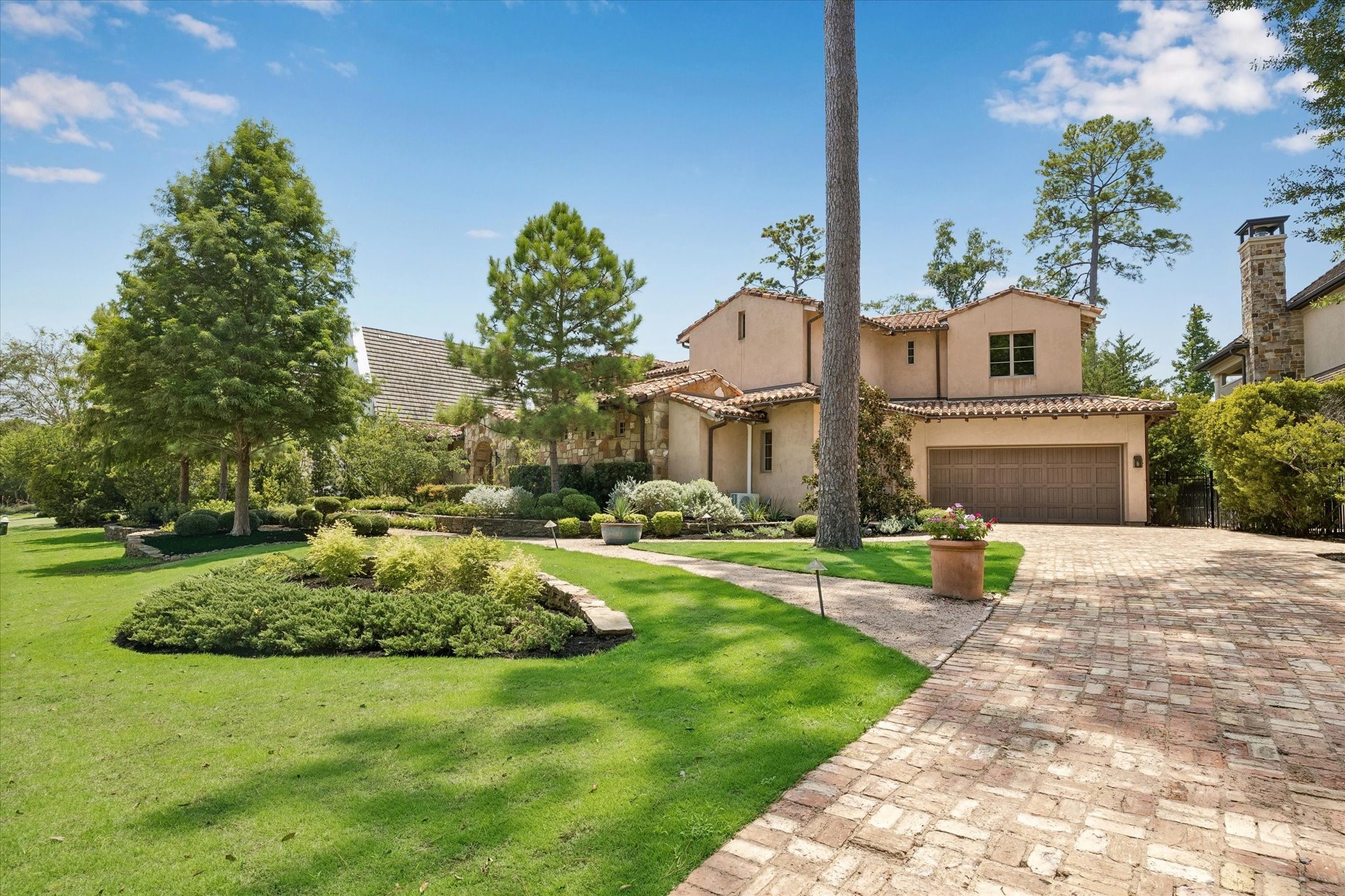 15 N Badger Lodge Circle Property Photo 1