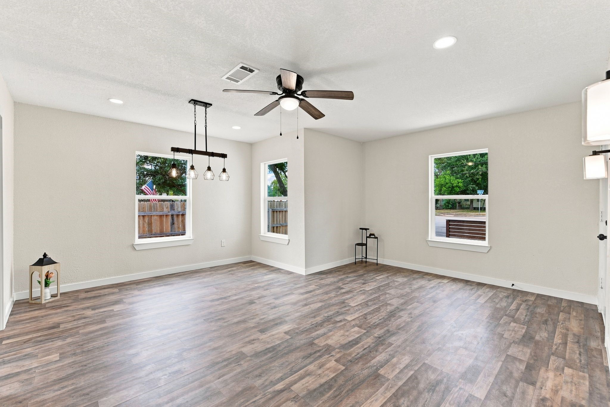 801 E Defee Avenue Property Photo 13