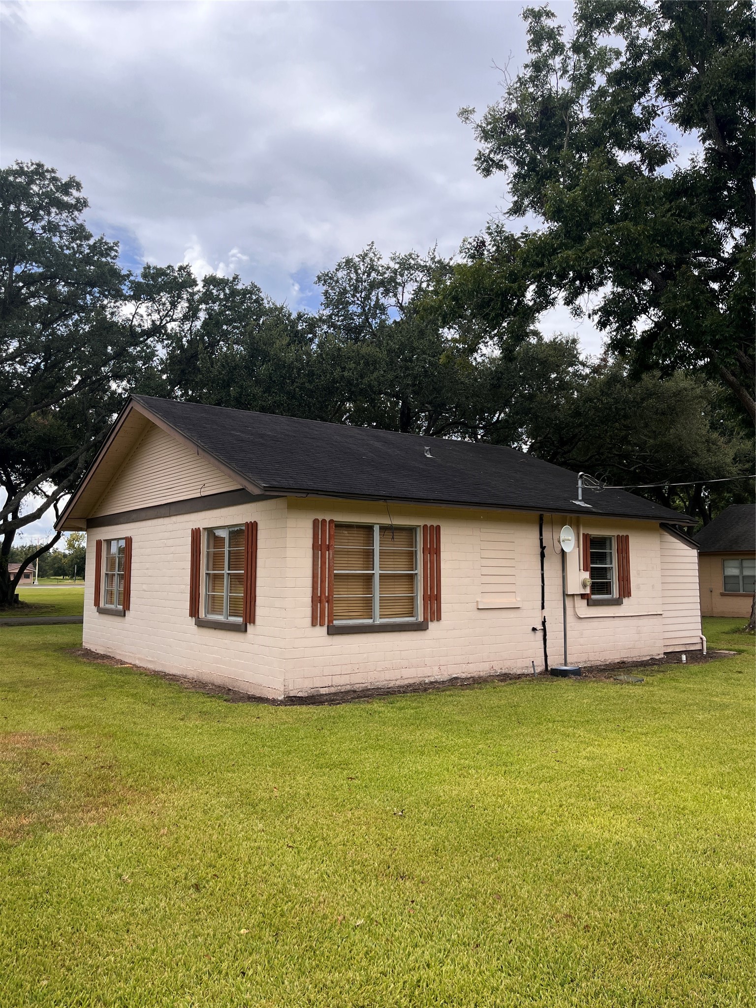 1527 Boling Dome Drive 34 Property Photo 2