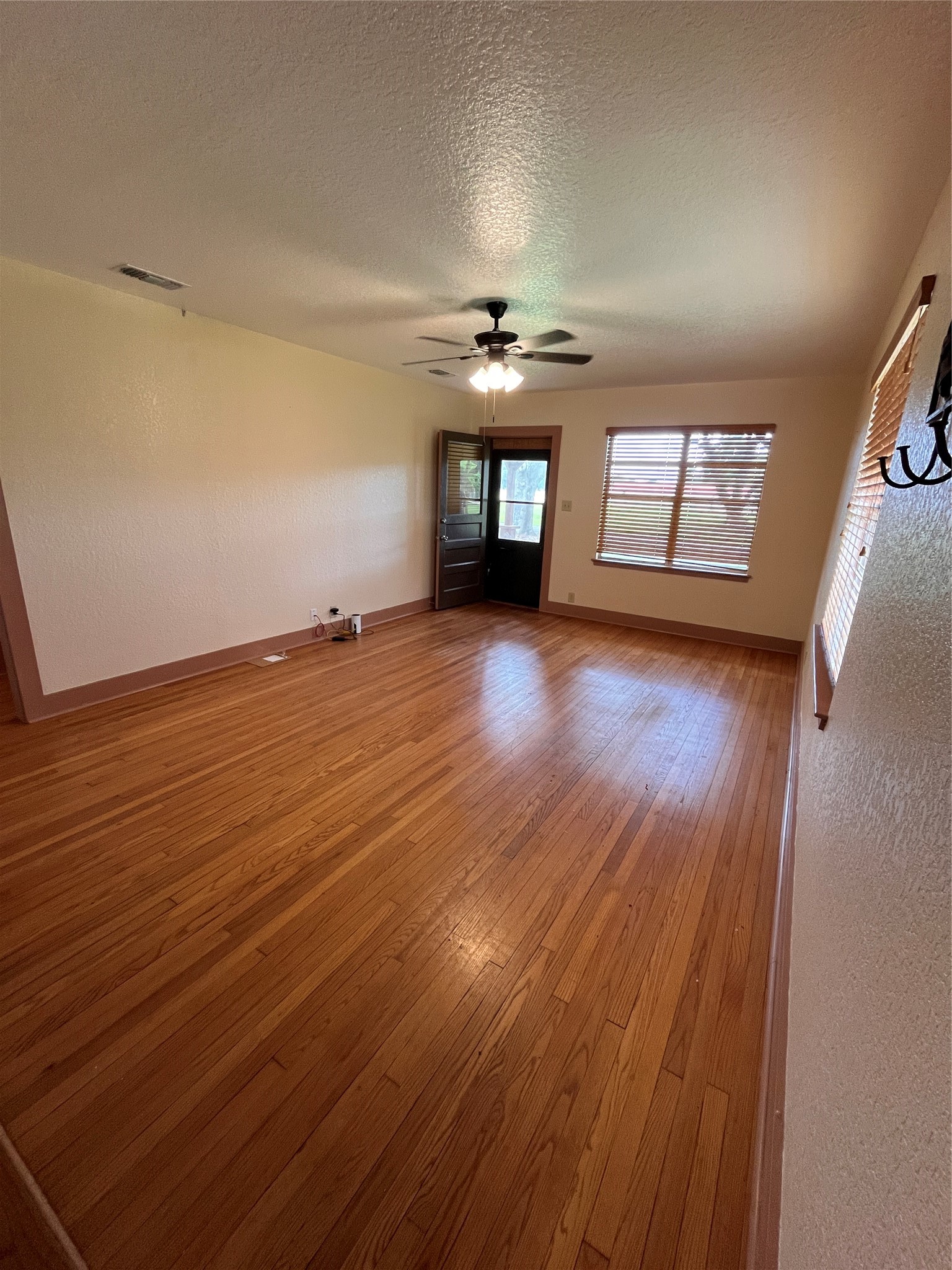 1527 Boling Dome Drive 34 Property Photo 6