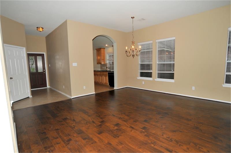 872 Rock Harbor Lane Property Photo 5