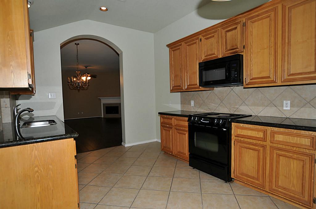 872 Rock Harbor Lane Property Photo 7