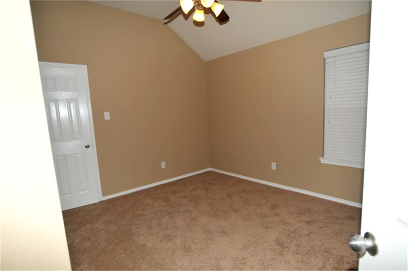 872 Rock Harbor Lane Property Photo 13
