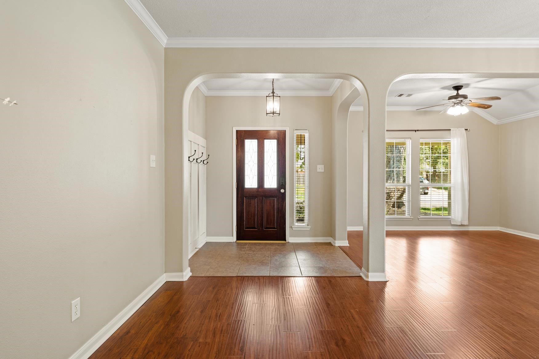 922 Spring Source Place Property Photo 6