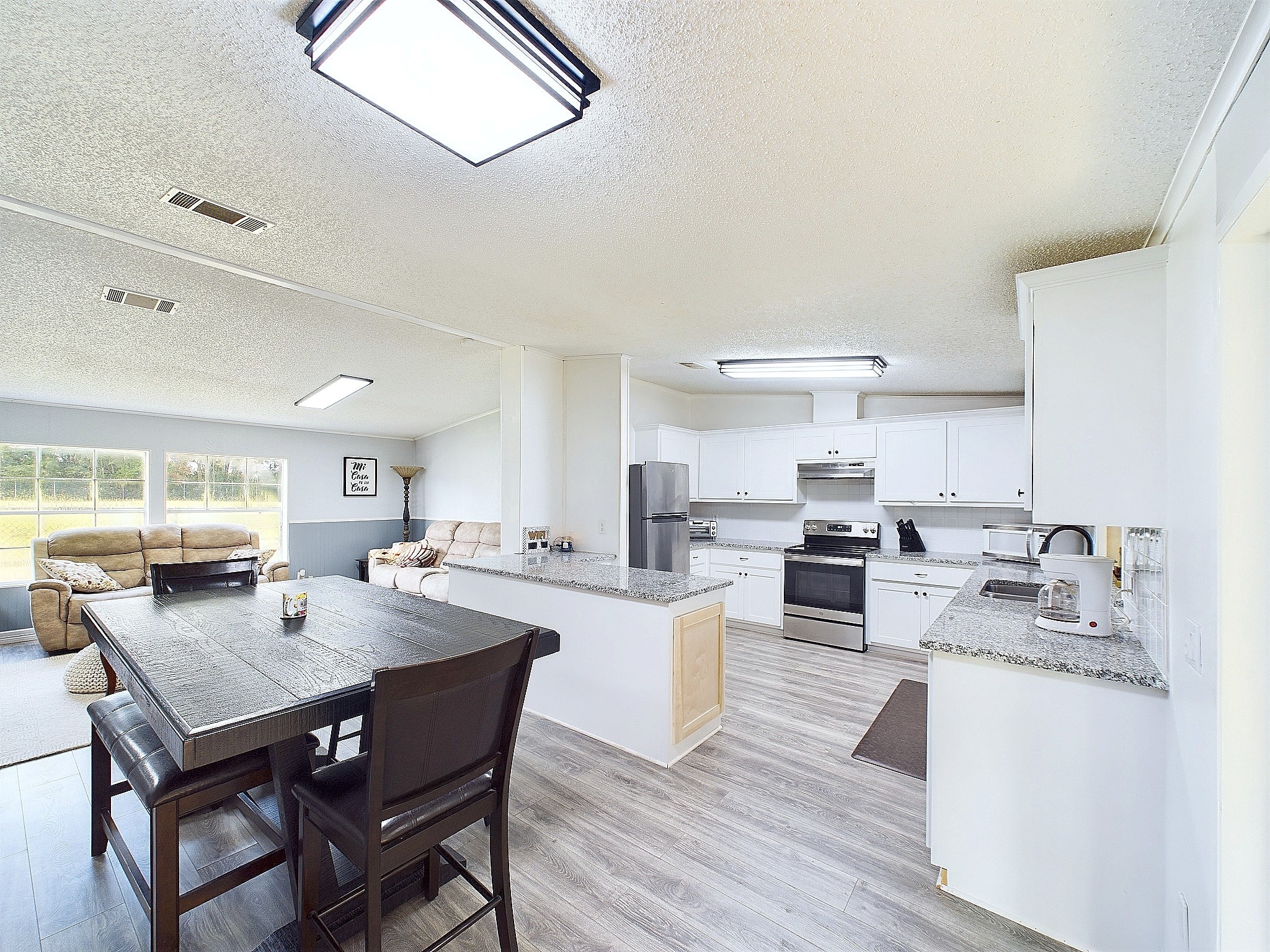 24249 Glory Avenue Property Photo
