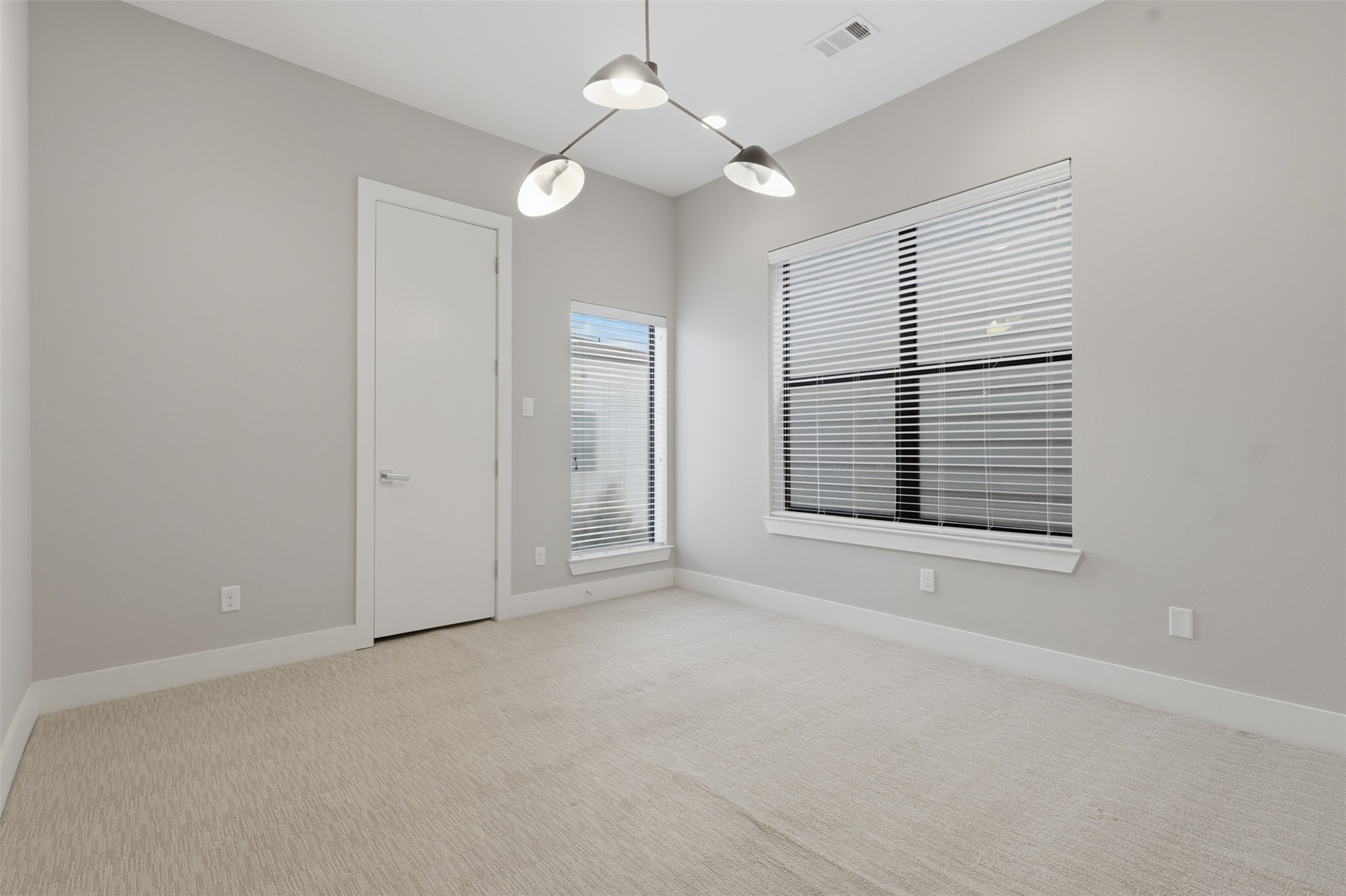 614 Thornton Road D Property Photo 18