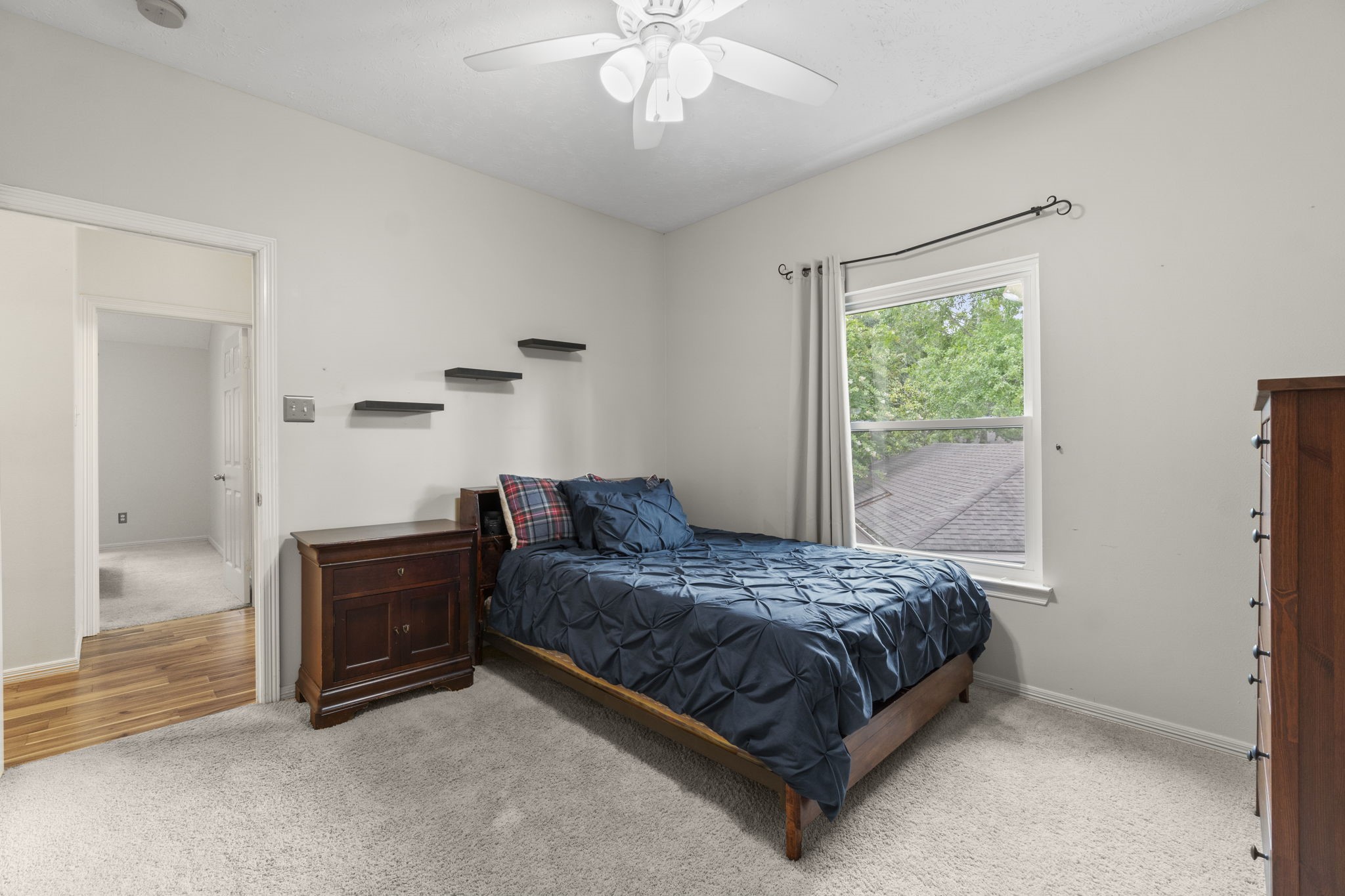 22 Royal Ridge Place Property Photo 35